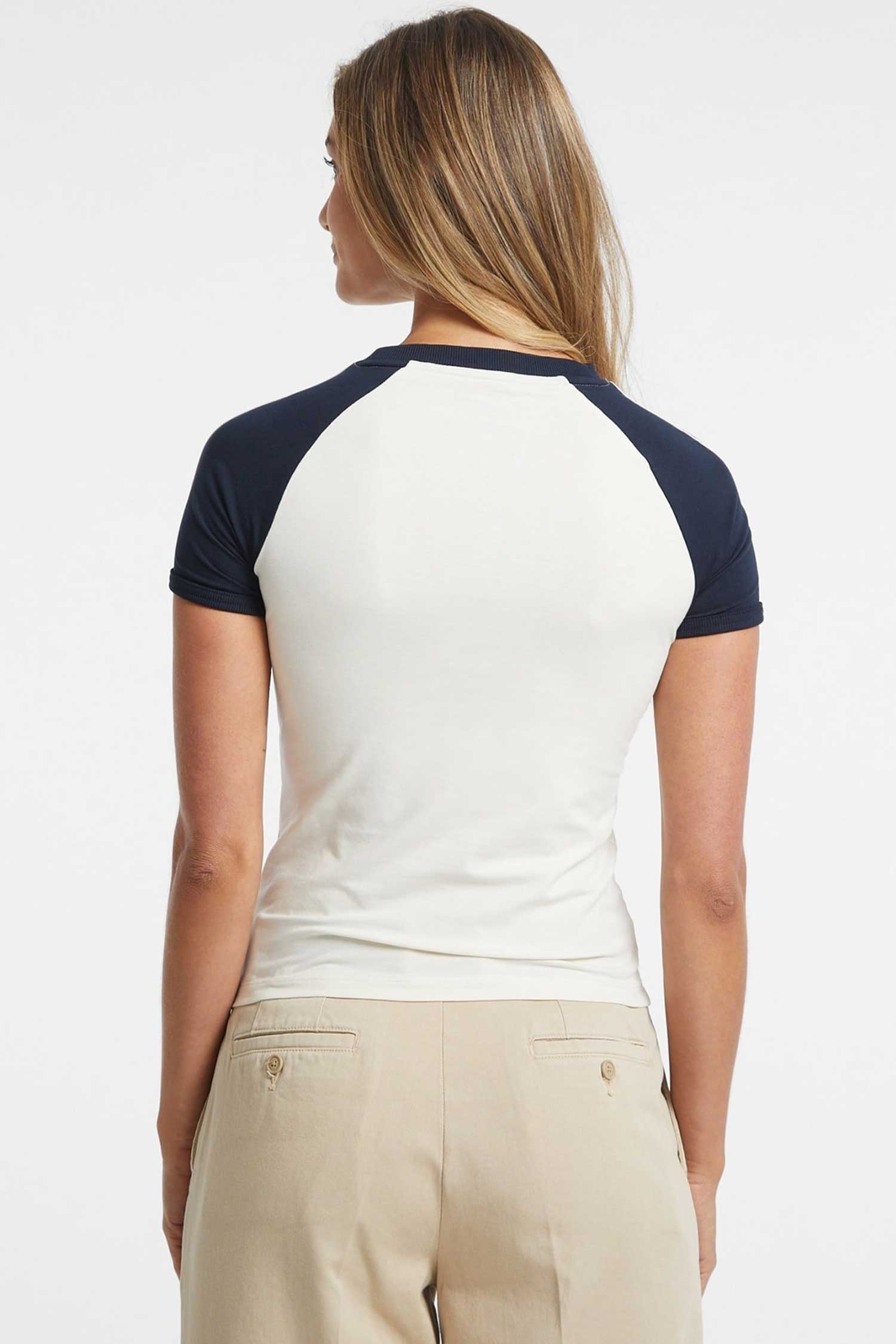 Женская белая футболка Guess Jeans W4BI52.J1314;F0J1