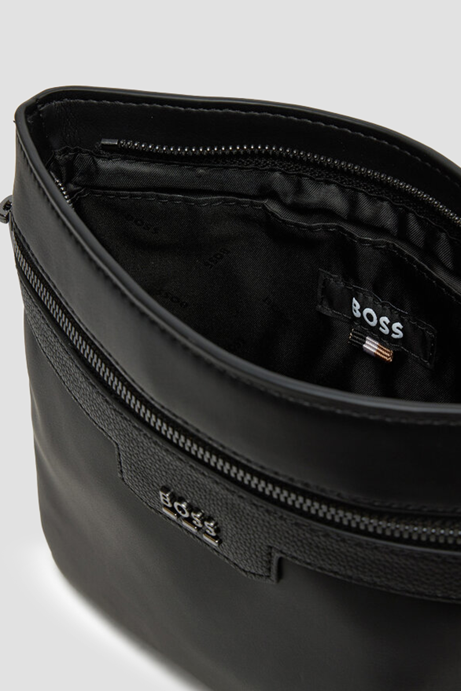 Чоловіча чорна сумка BOSS 50529098;001