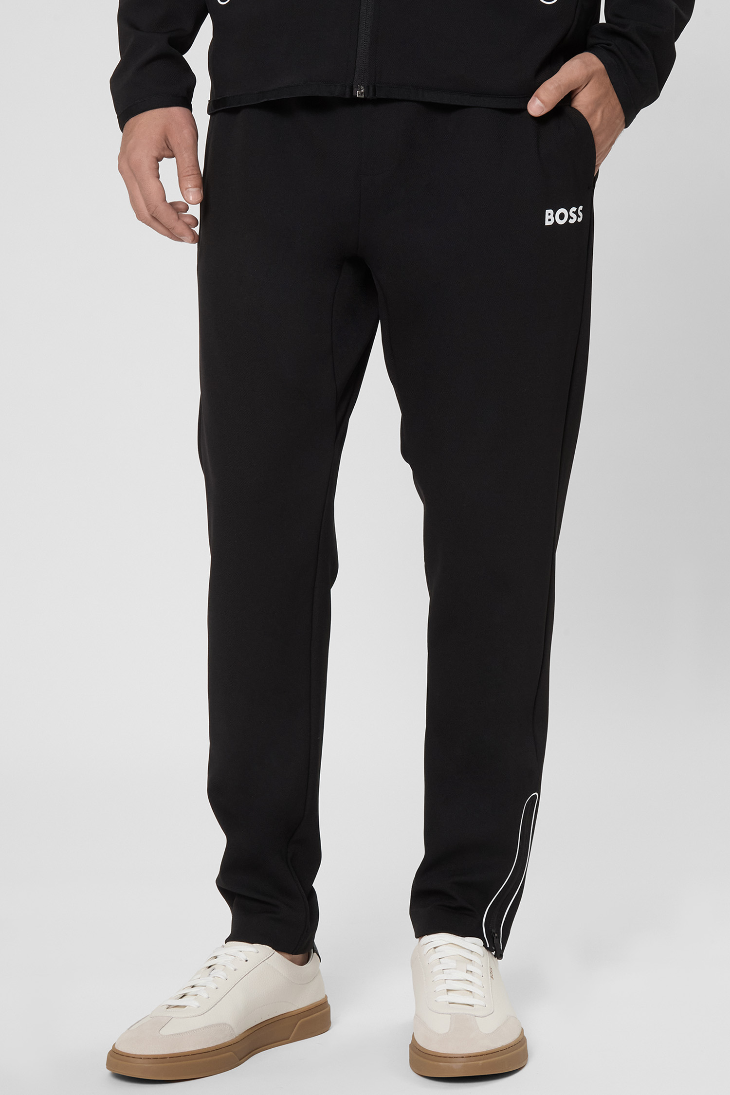 Чоловічі чорні спортивні штани BOSS 50542940;001