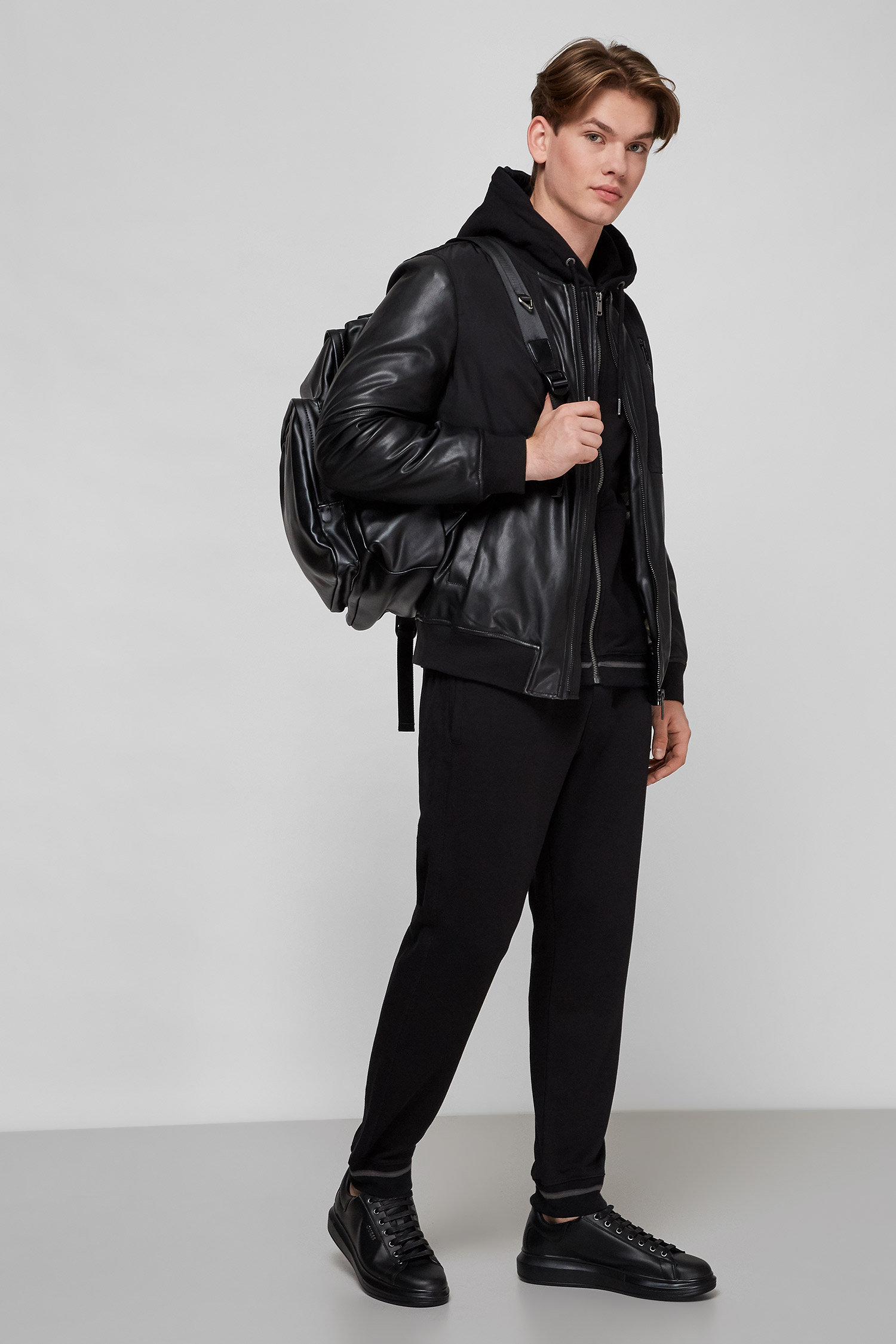 Чорна куртка для хлопців Guess M1RL54.WDEJ0;JBLK