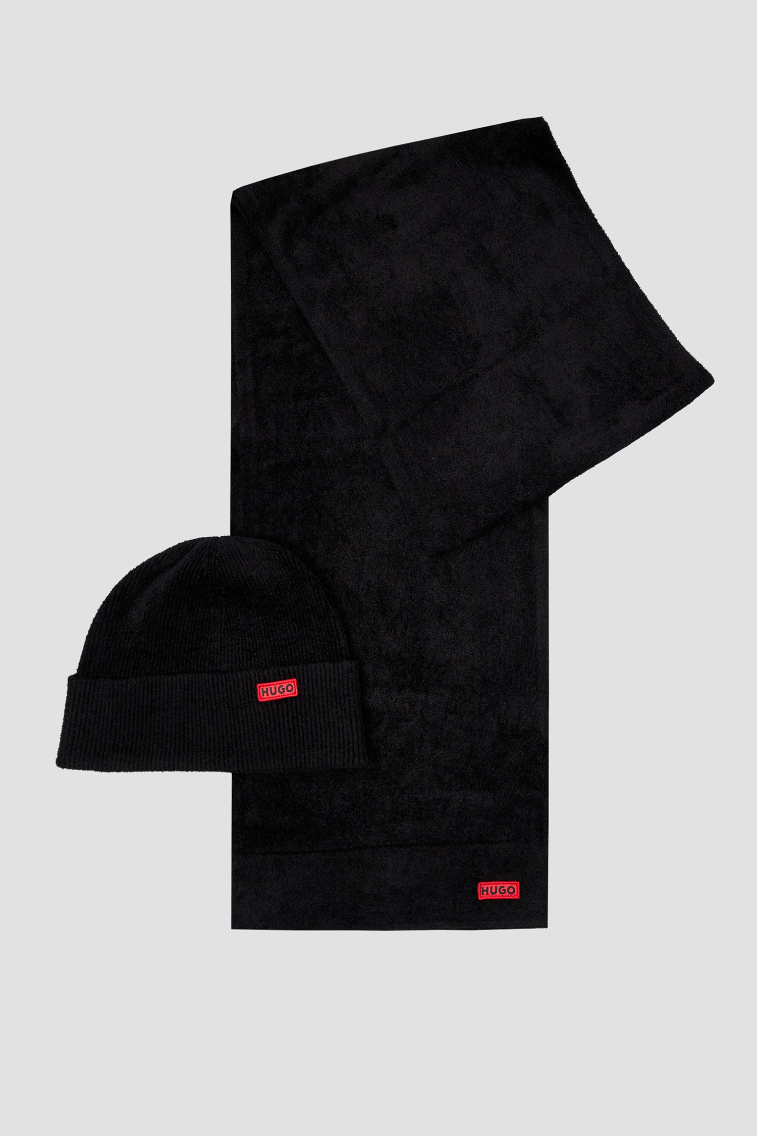 Женский черный набор аксессуаров (шапка, шарф) HUGO 50500986;001