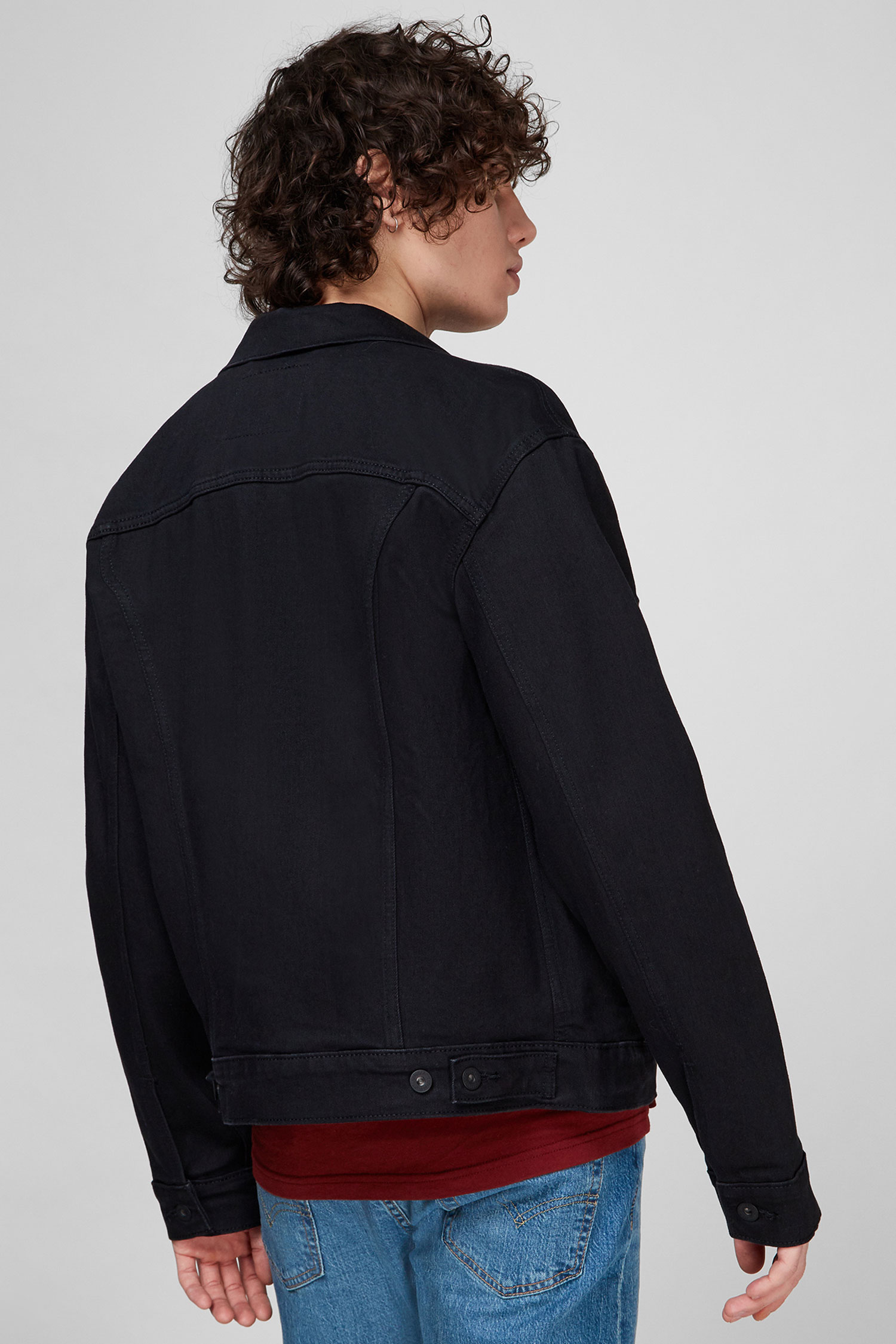 Мужская черная джинсовая куртка Levi’s® 72334;0403
