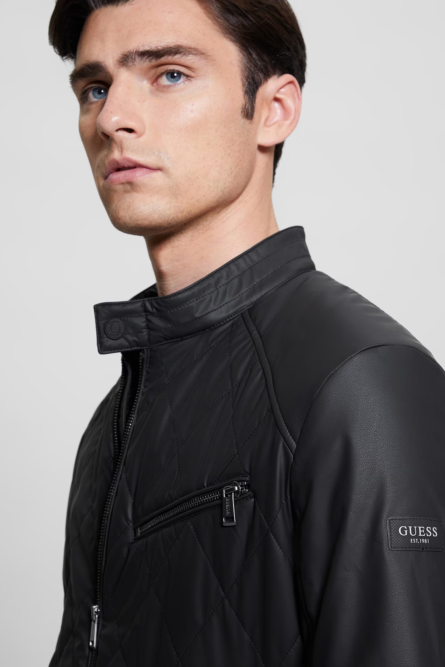 Мужская черная куртка Guess M4RL01.WFHD0;JBLK