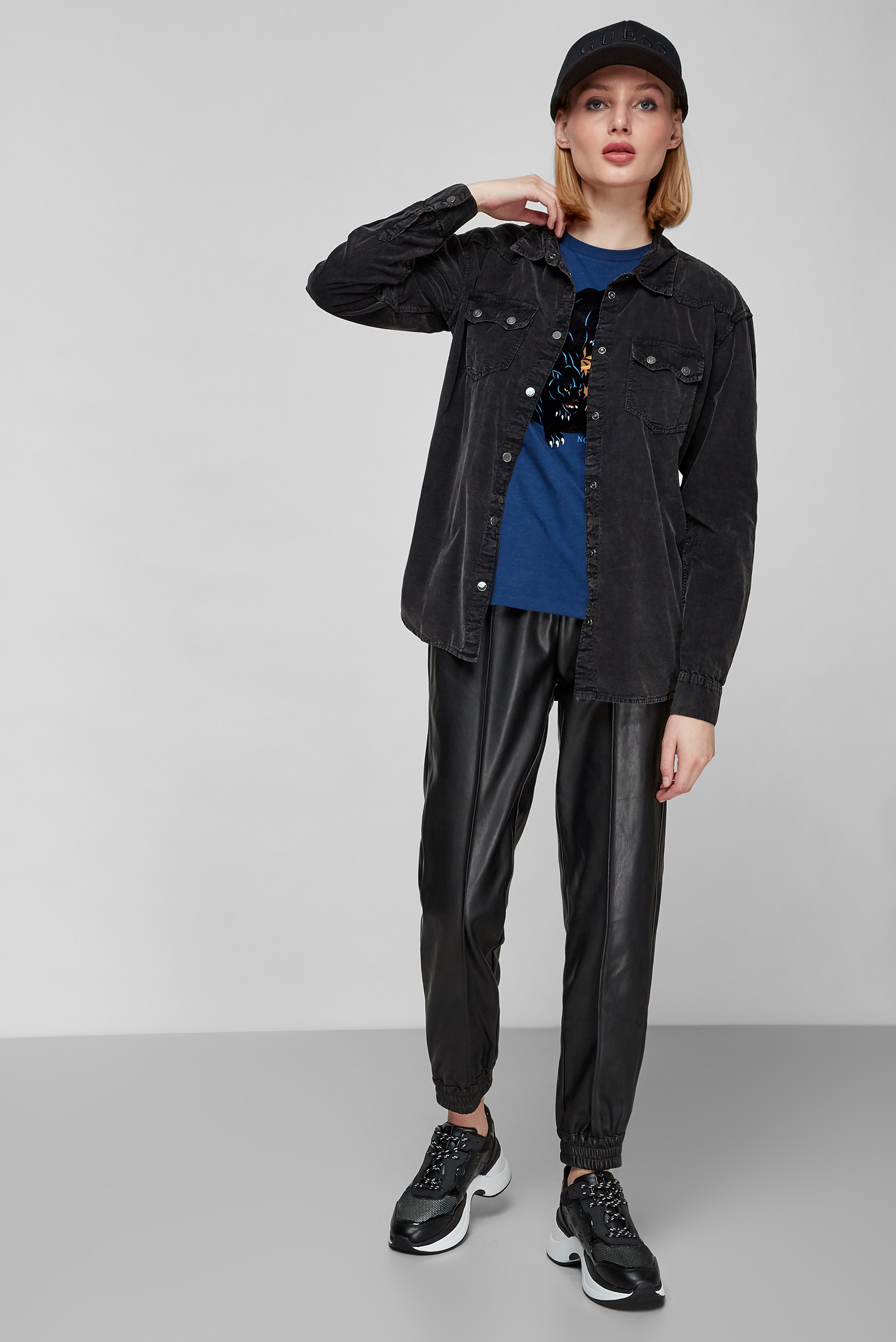 Женская черная рубашка Guess W1BH03.WE4Y0;F98M