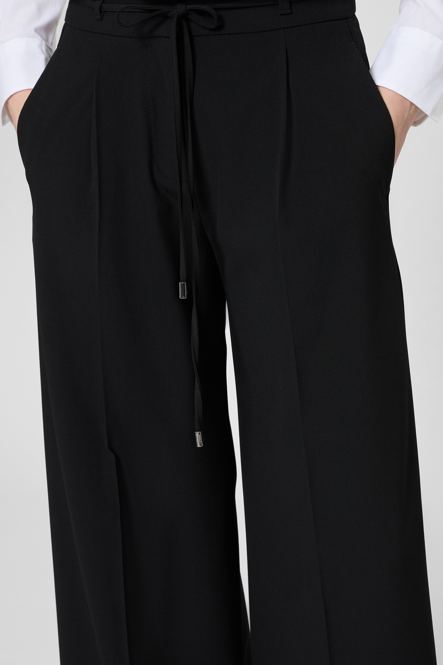 Женские черные брюки HUGO 50555897;001