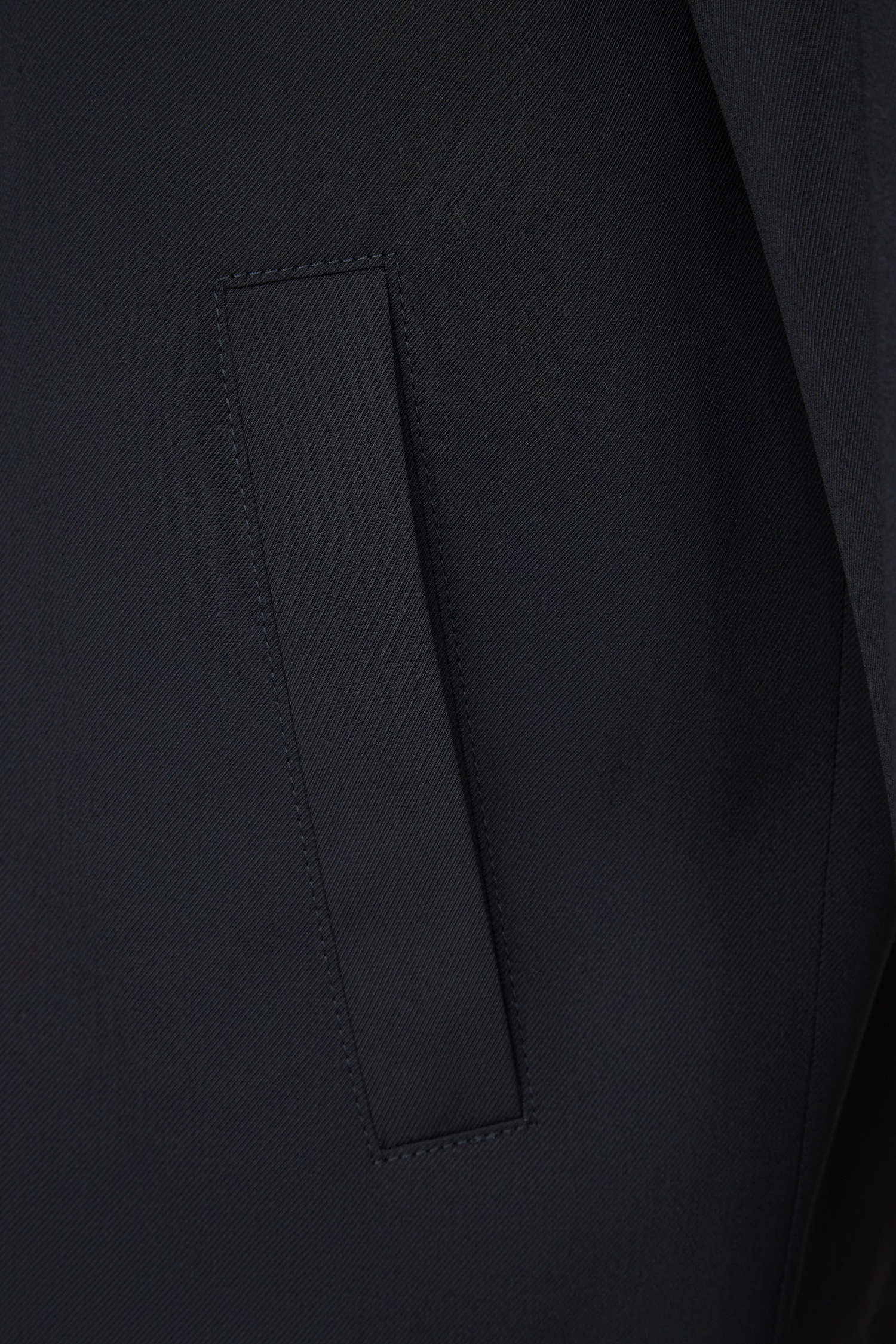 Чоловіча чорна куртка BOSS 50509507;001