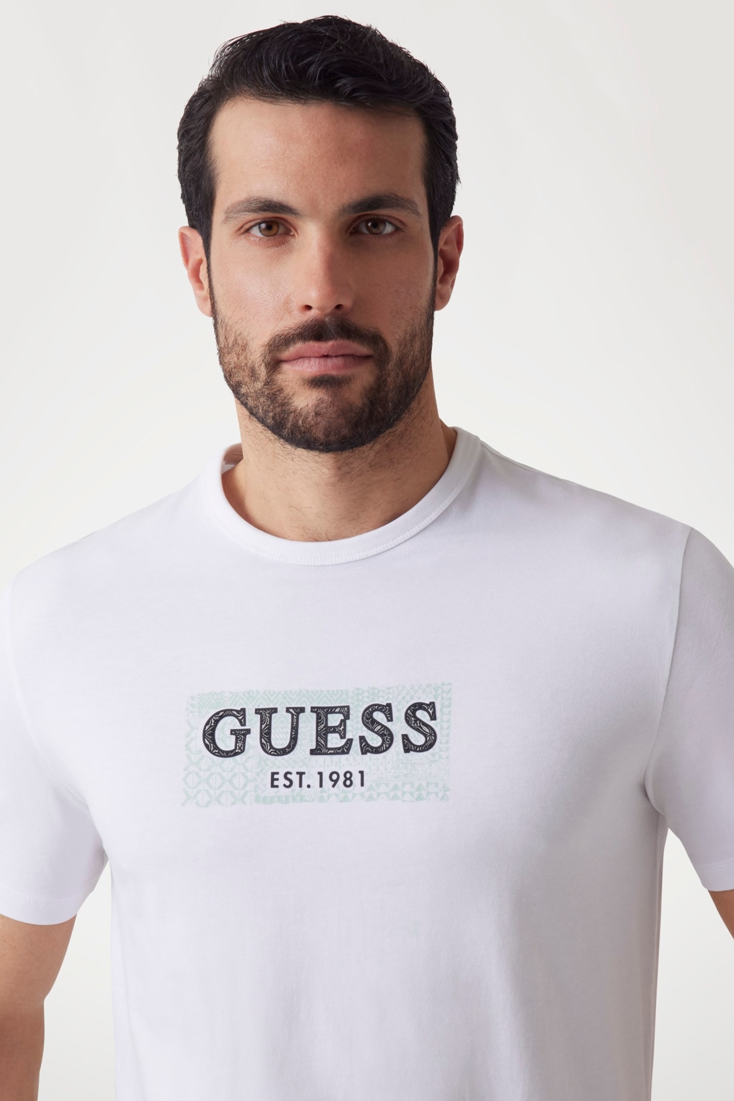 Мужская белая футболка Guess M5GI19.J1314;G011