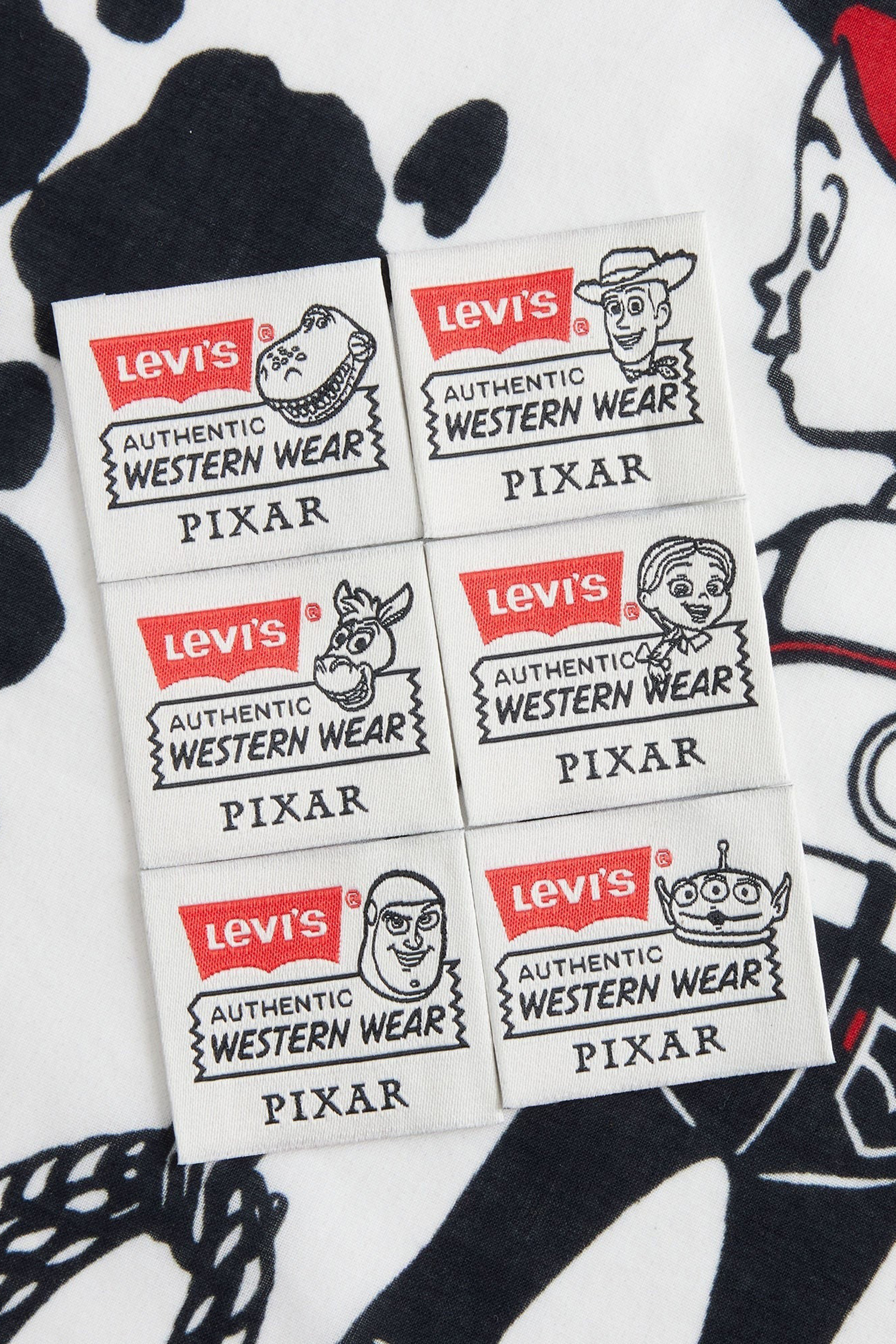 Женская темно-синяя джинсовая куртка Levi's® x Toy Story Levi’s® 0034C;0000
