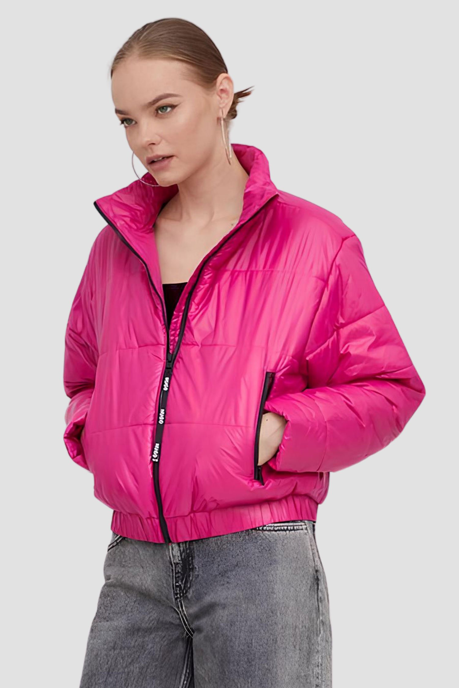Женская розовая куртка HUGO 50504213;652