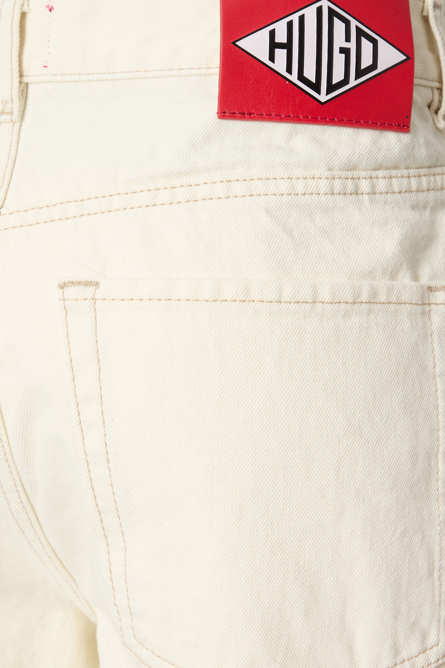 Мужские белые джинсовые шорты HUGO 50537723;285