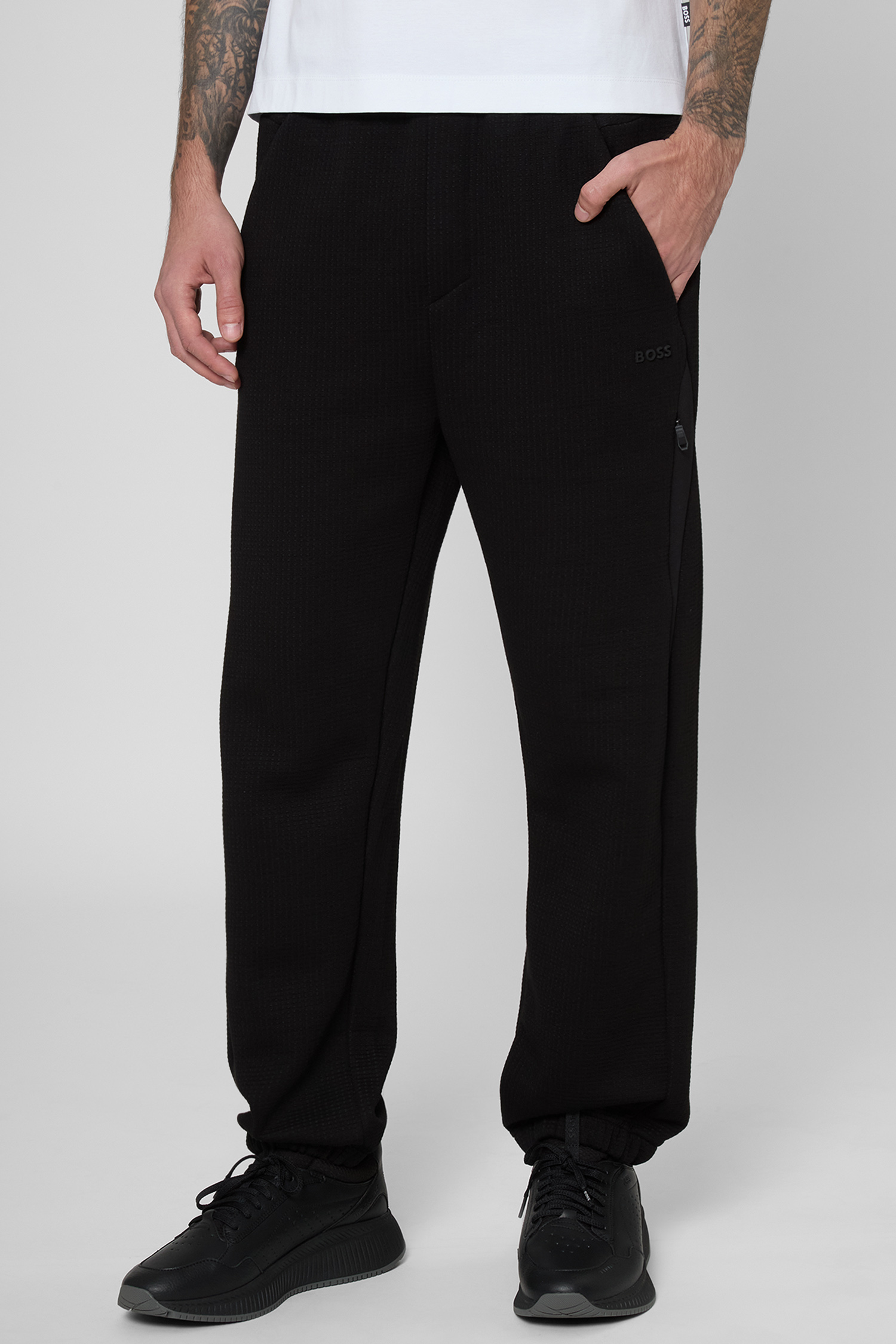 Чоловічі чорні спортивні штани BOSS 50548578;001