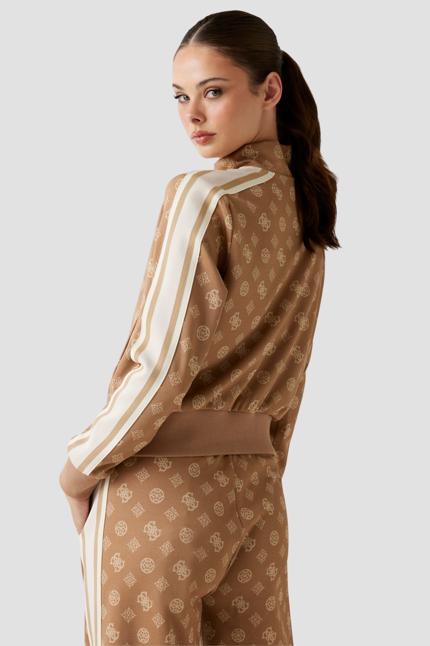 Жіноча бежева спортивна кофта з візерунком Guess V5YQ07.K0282;FNDS