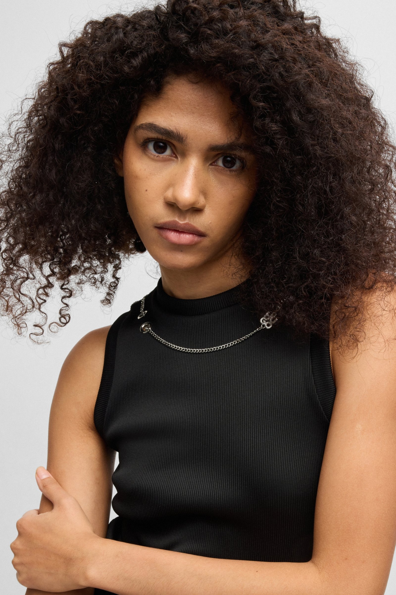 Жіночий чорний топ HUGO 50534050;001