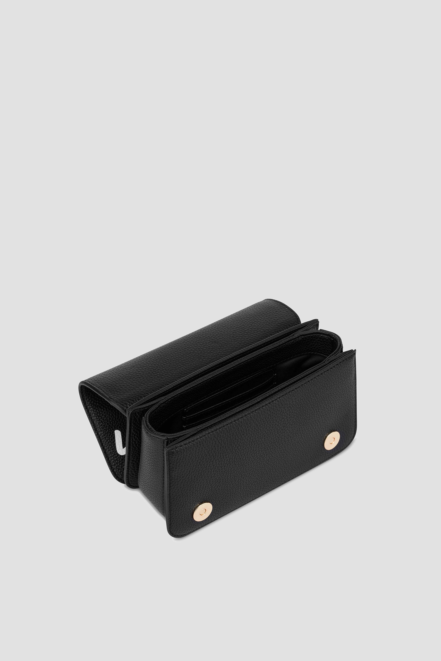 Женская черная кожаная сумка Moschino JC4254PP0H.K13;00A