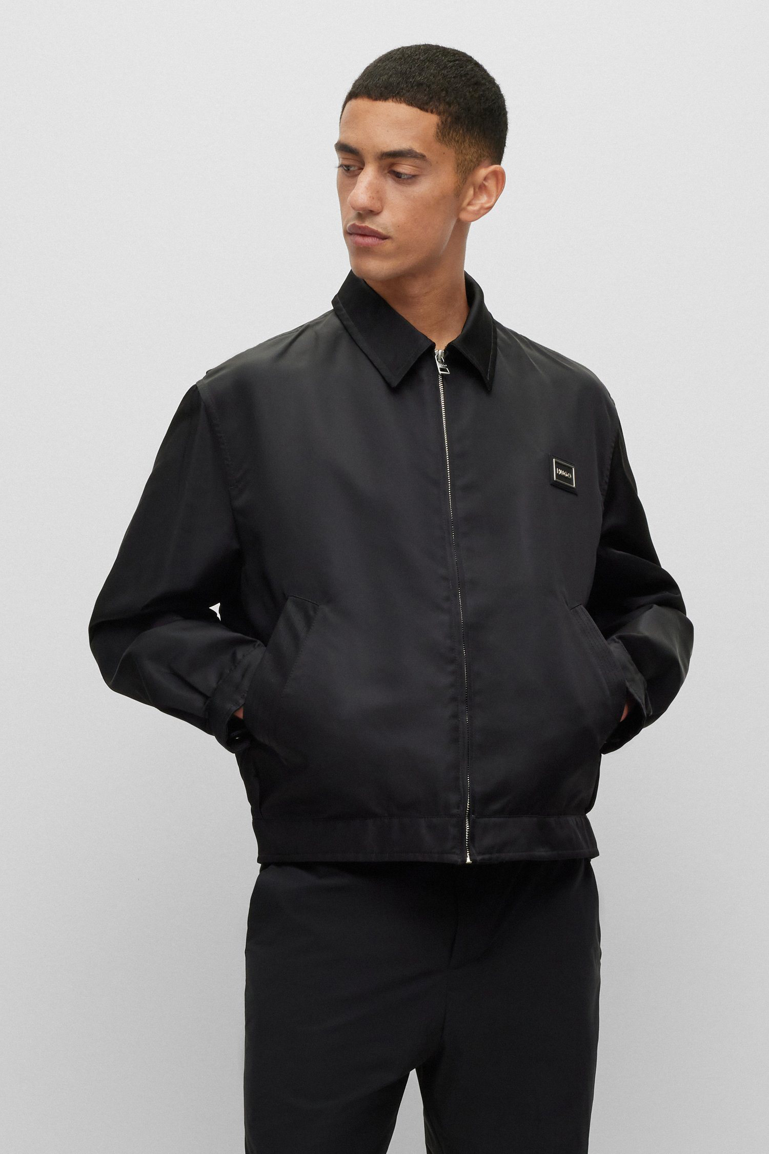 Мужская черная куртка HUGO 50485580;001