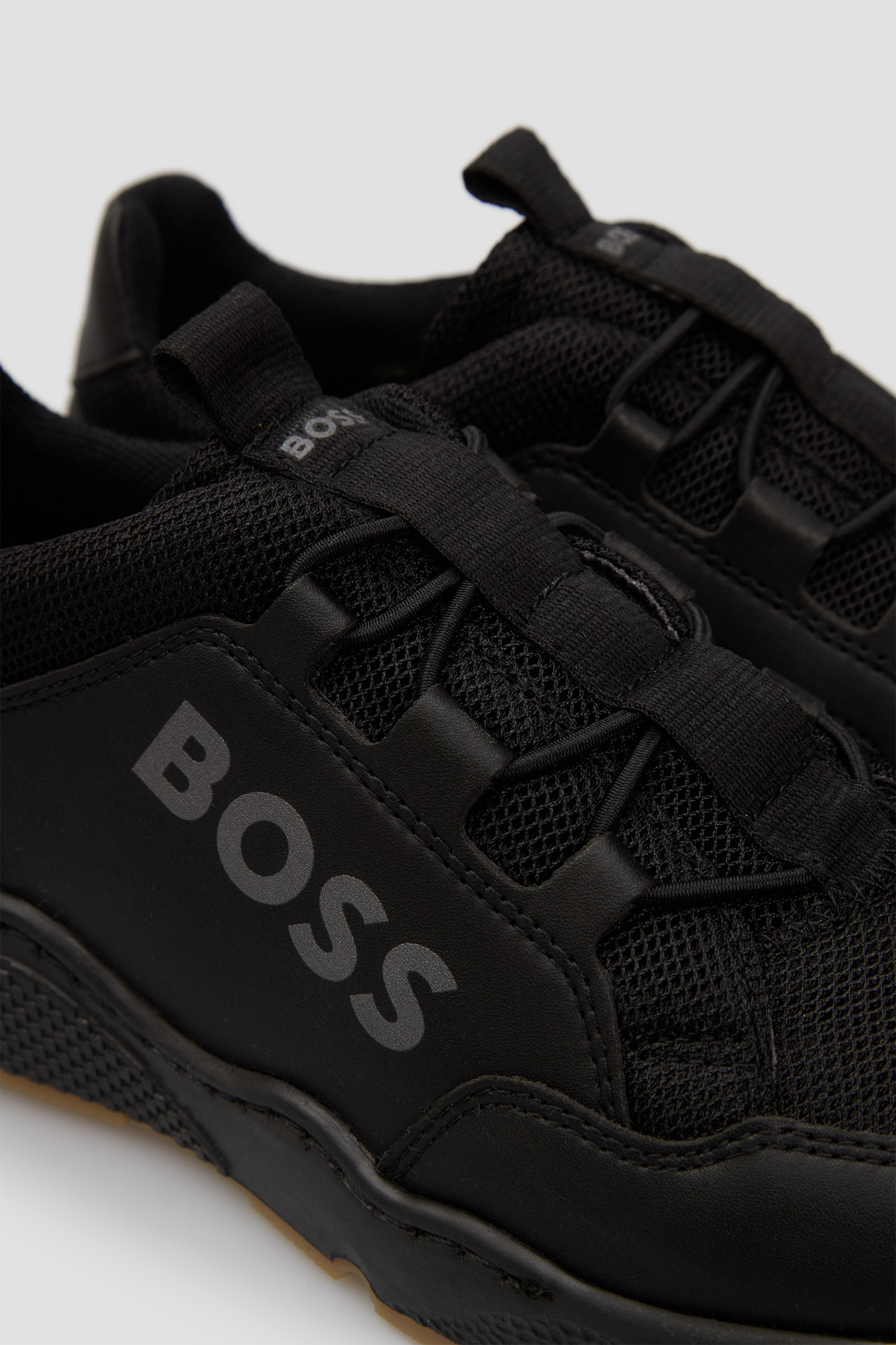 Дитячі чорні кросівки BOSS kids J51648;09B