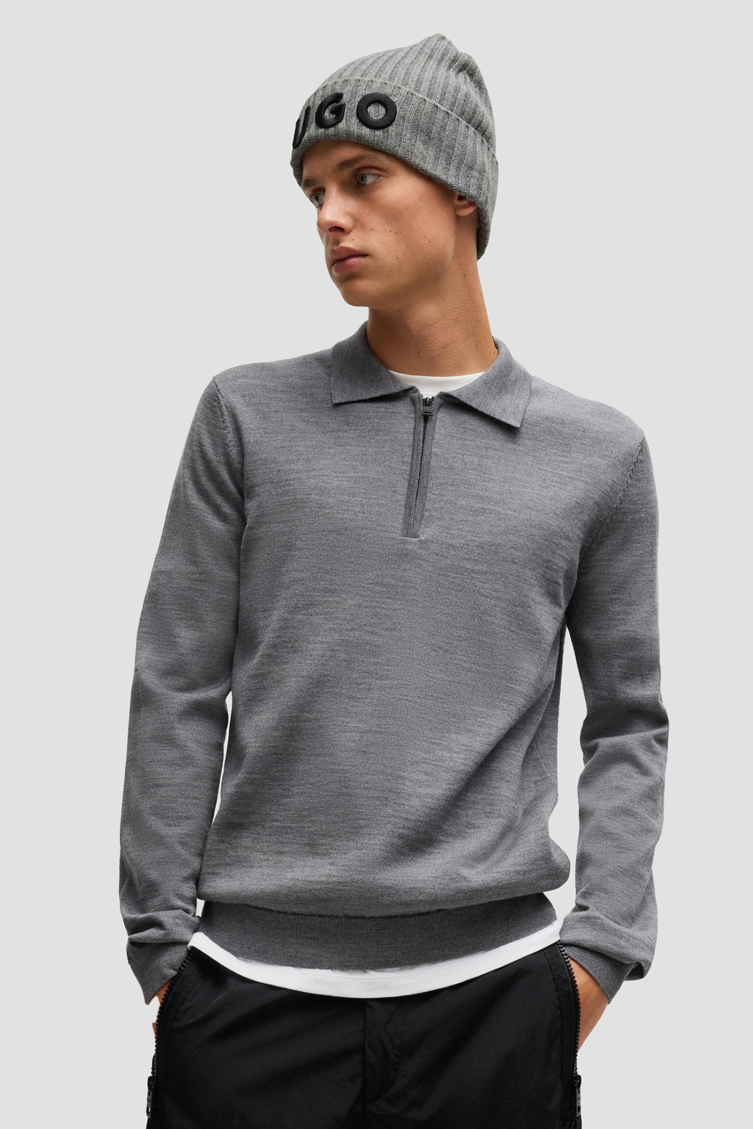 Мужская серая шерстяная шапка HUGO 50527804;034