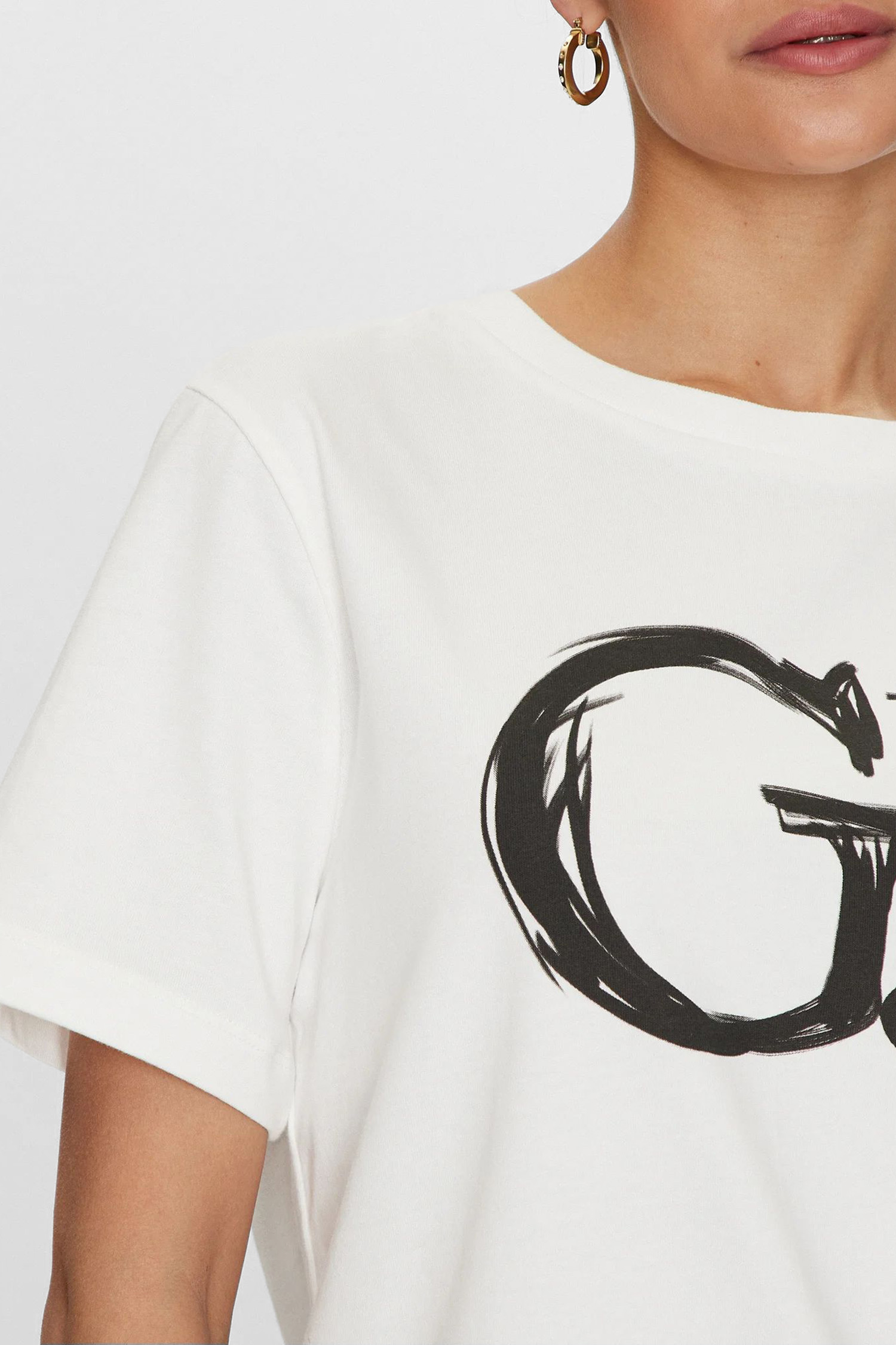 Женская белая футболка Guess V4YI01.K8FQ4;D001