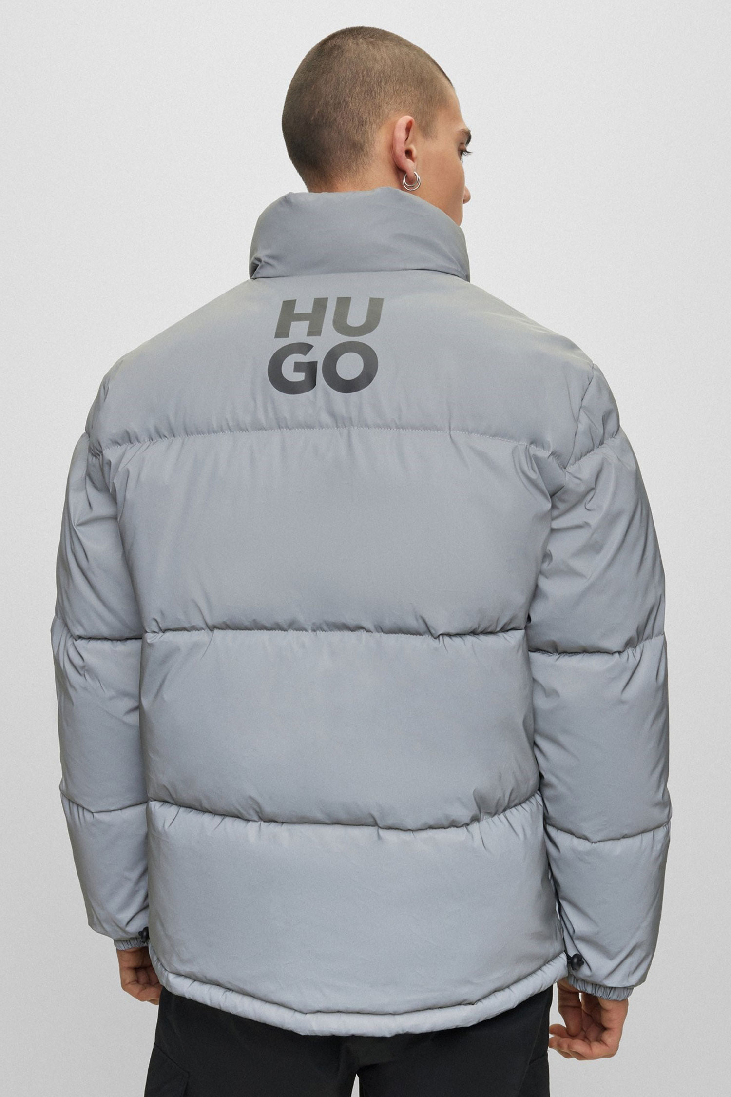 Мужская серая куртка HUGO 50496467;010