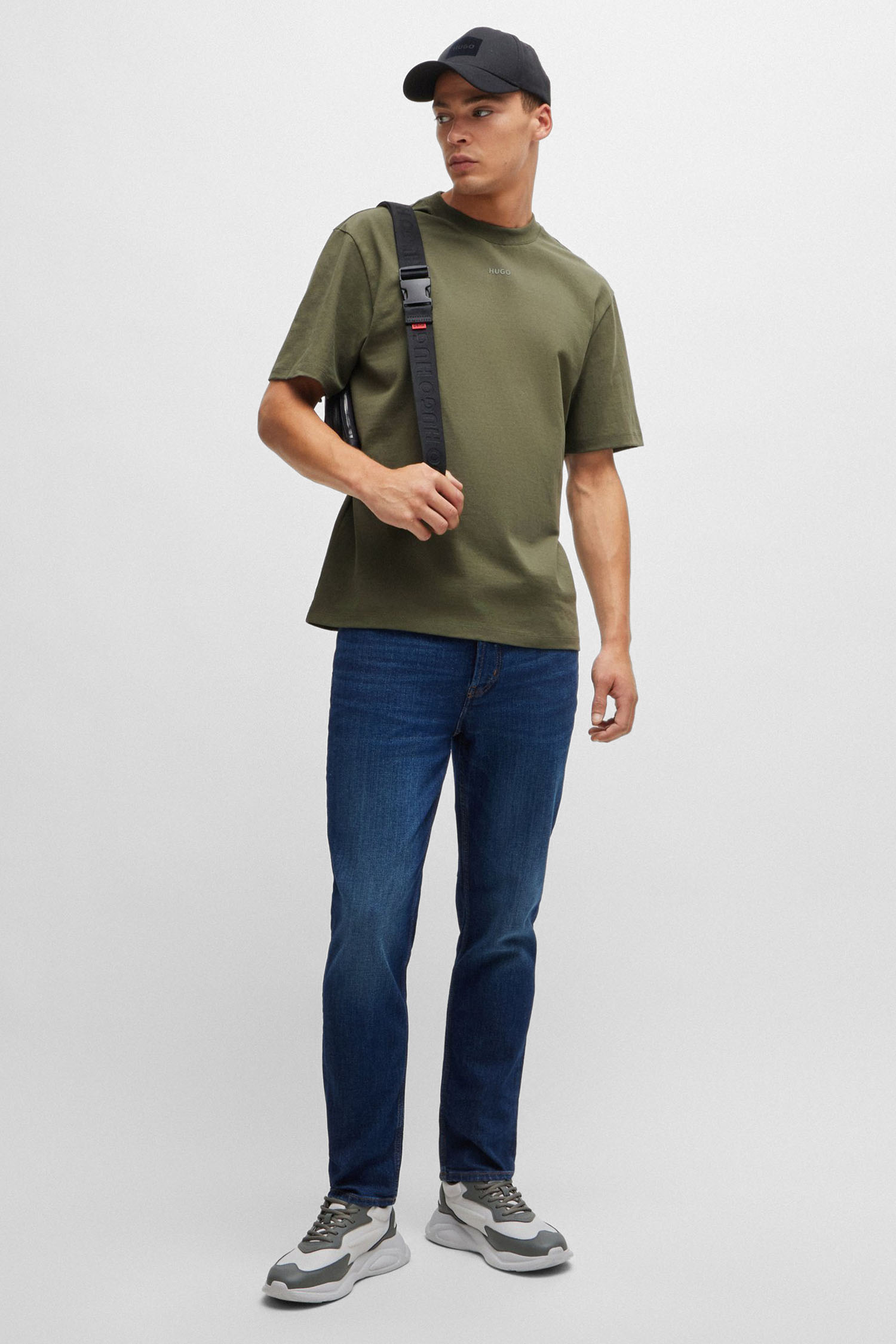 Чоловіча зелена футболка HUGO 50488330;257