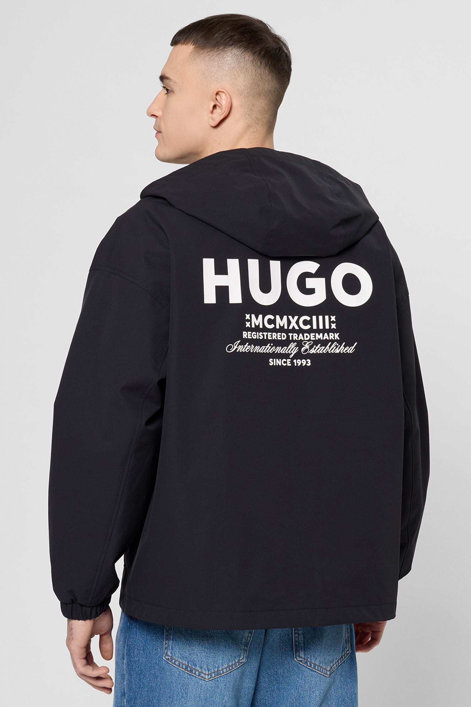 Мужская черная ветровка HUGO BLUE 50548719;001