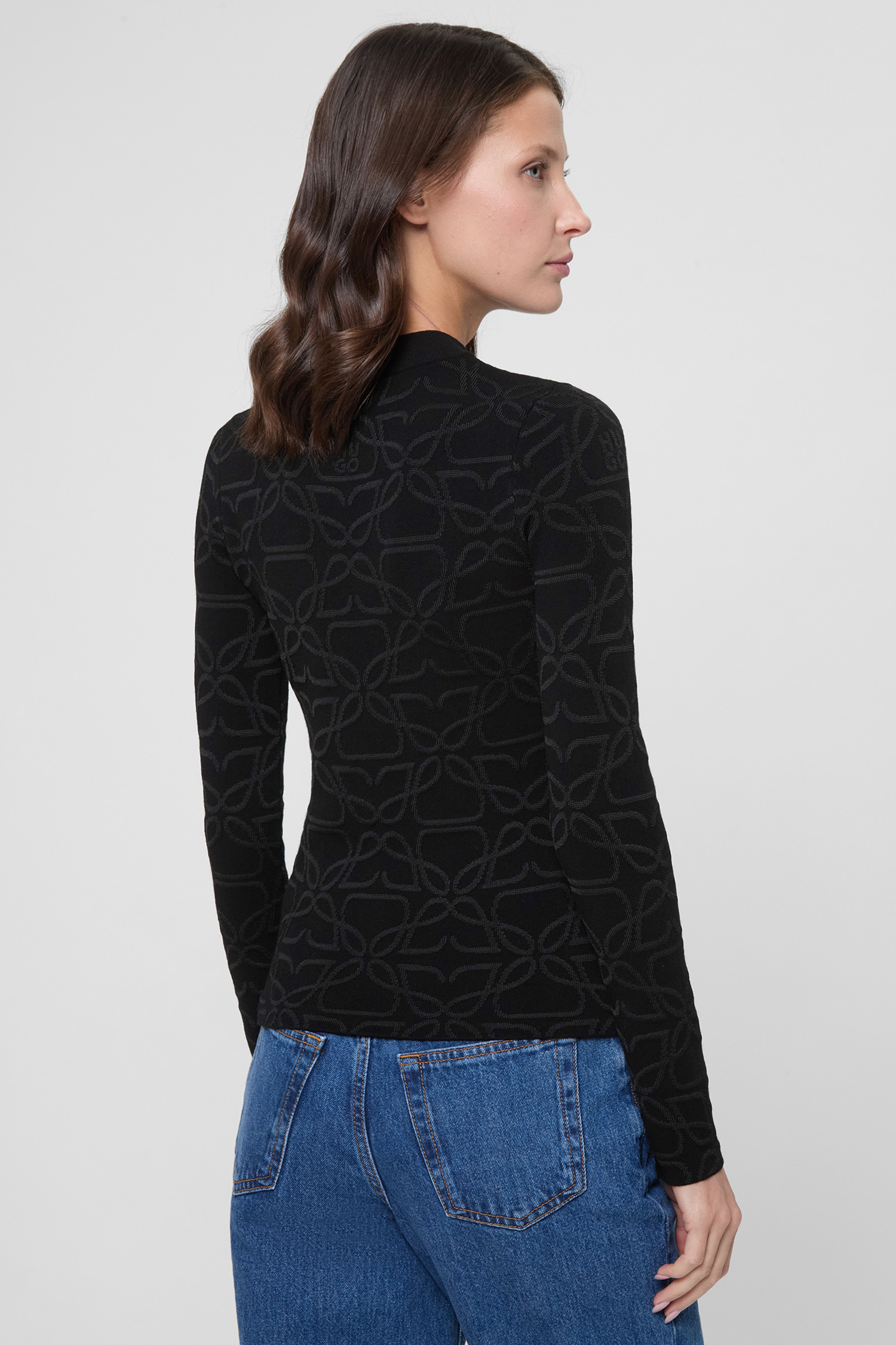 Женский черный джемпер с узором HUGO 50542604;968