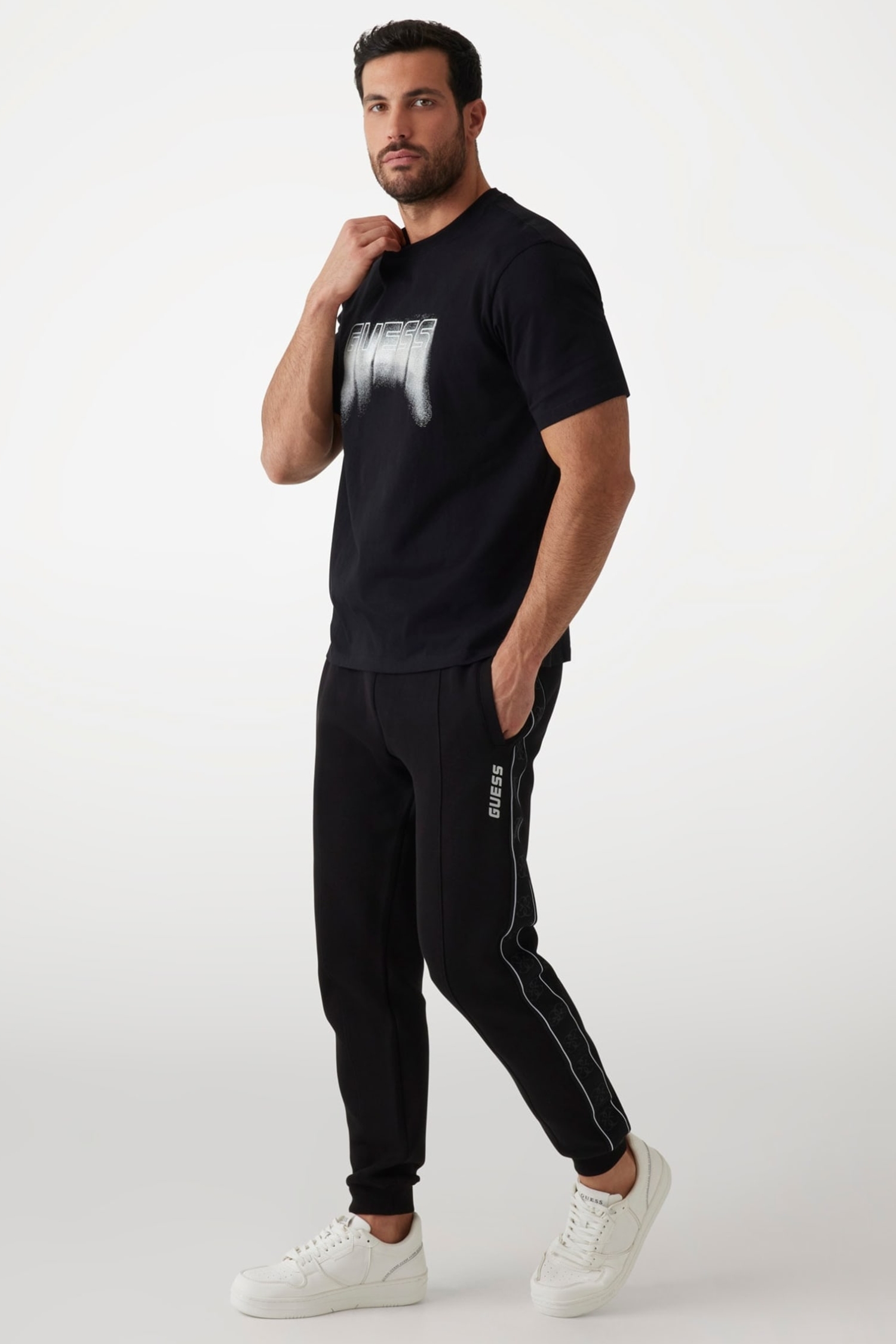 Мужская черная футболка Guess Z5RI11.I3Z14;JBLK