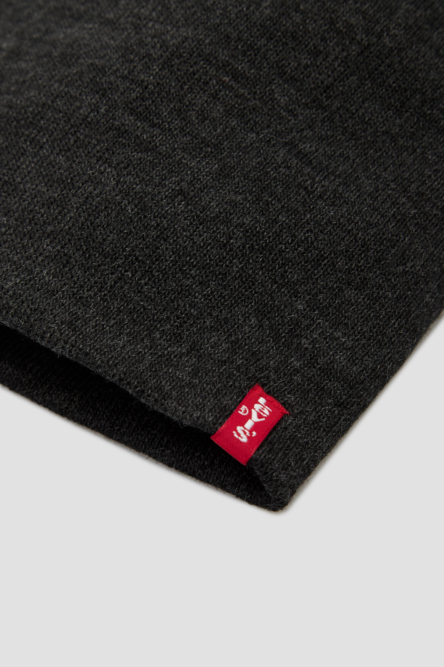 Темно-серая шапка Levi’s® 14148;11.56