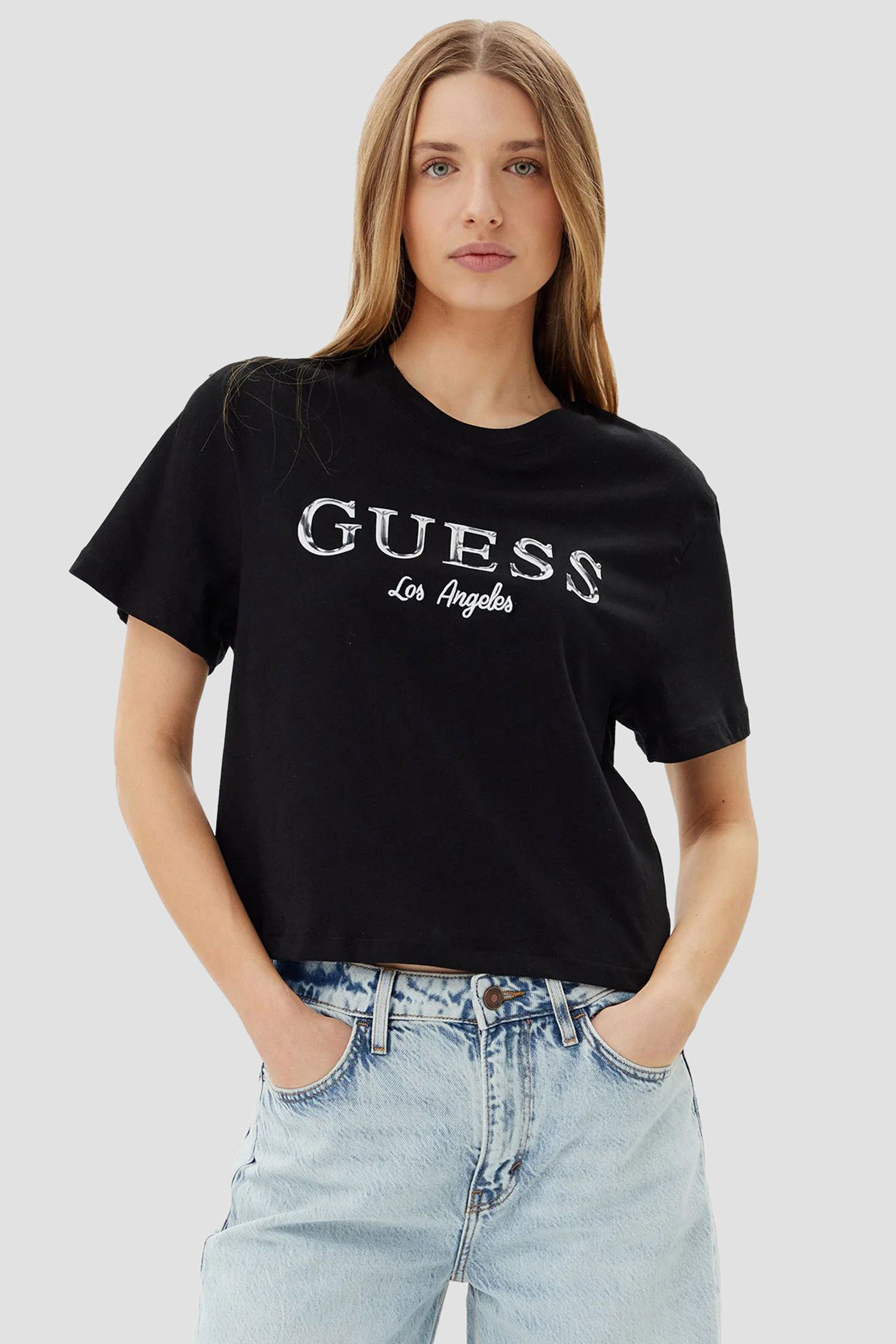 Жіноча чорна футболка Guess V5GI09.K9RM1;JBLK