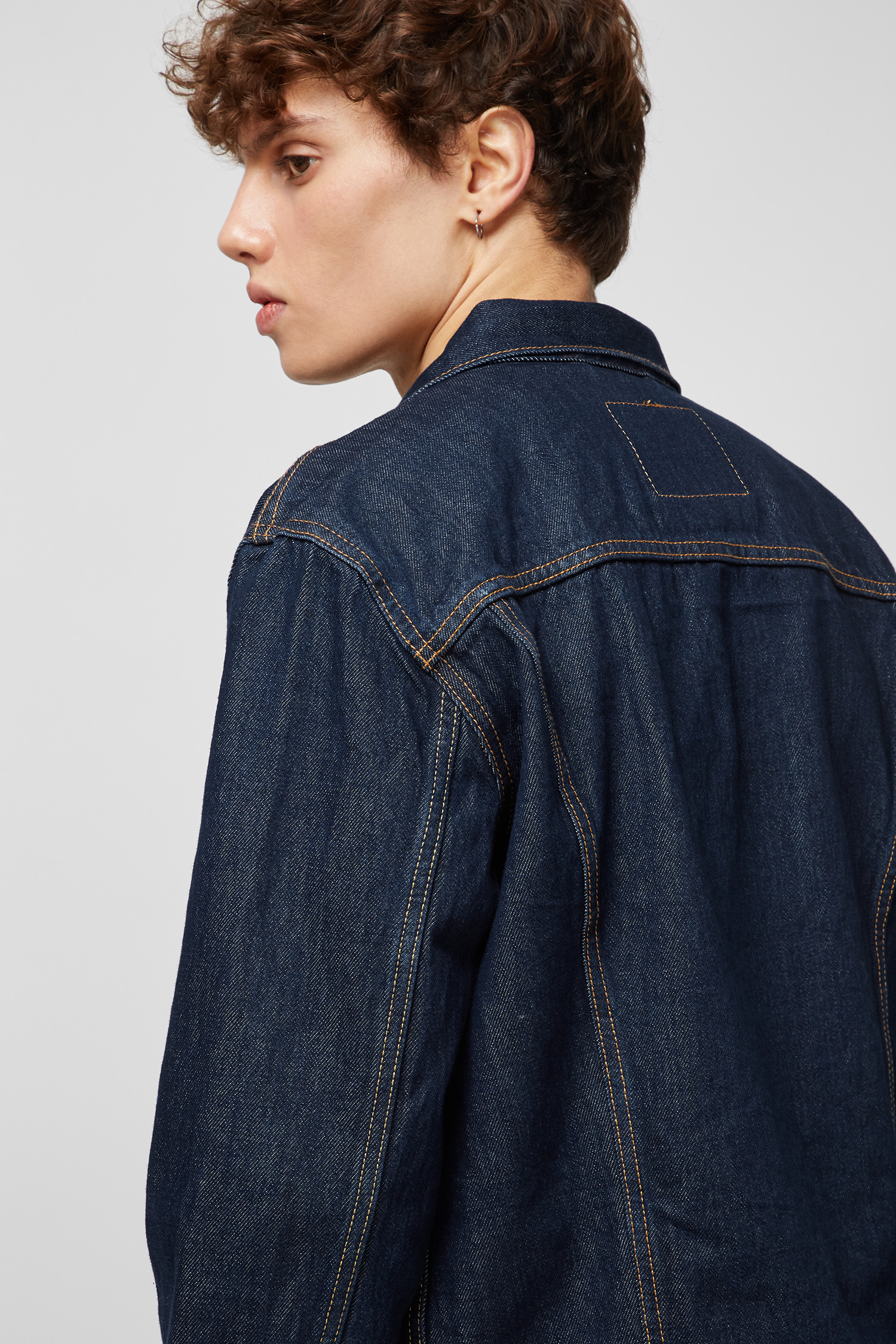 Чоловіча темно-синя джинсова куртка Levi’s® 72334;0557