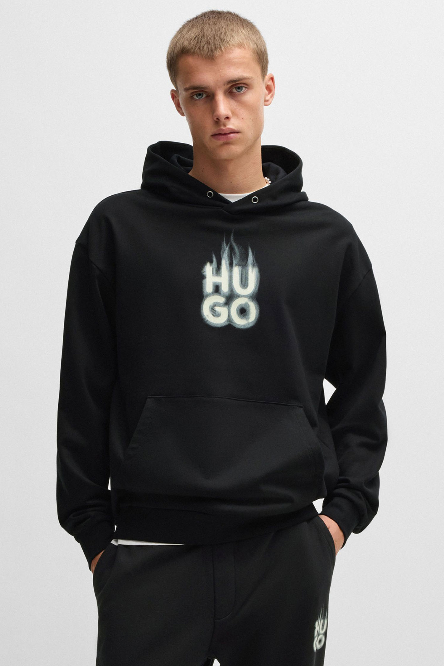 Чоловіче чорне худі HUGO 50530428;001