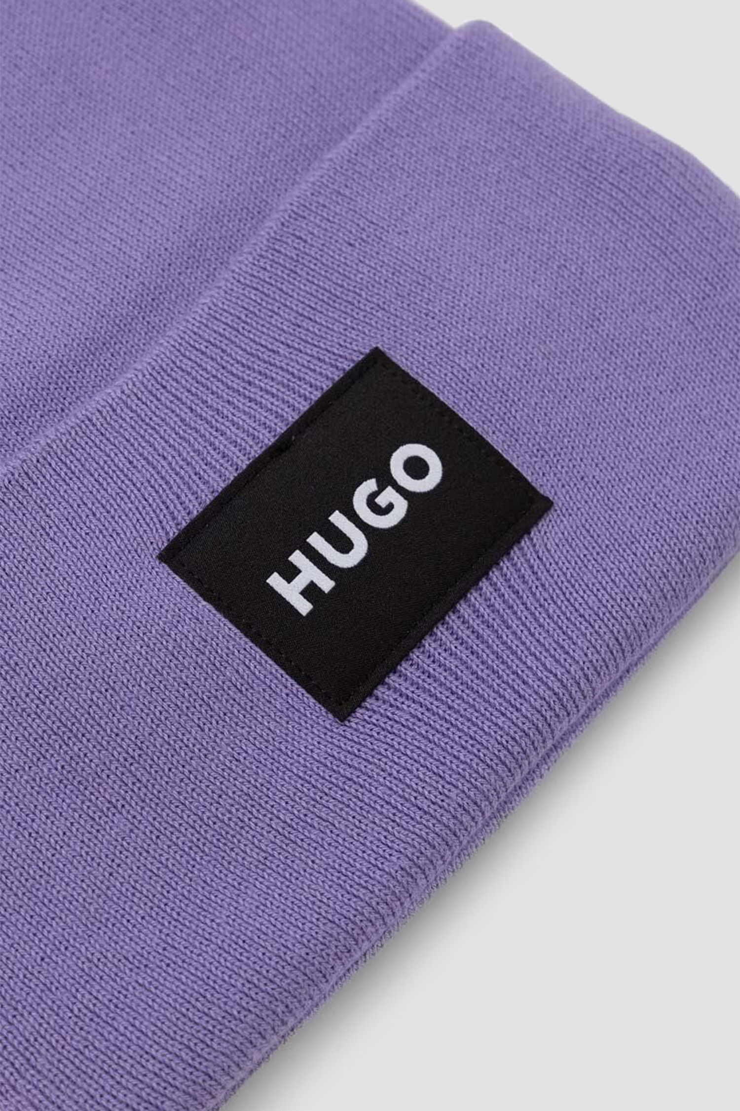 Жіноча бузкова шапка HUGO 50521405;549