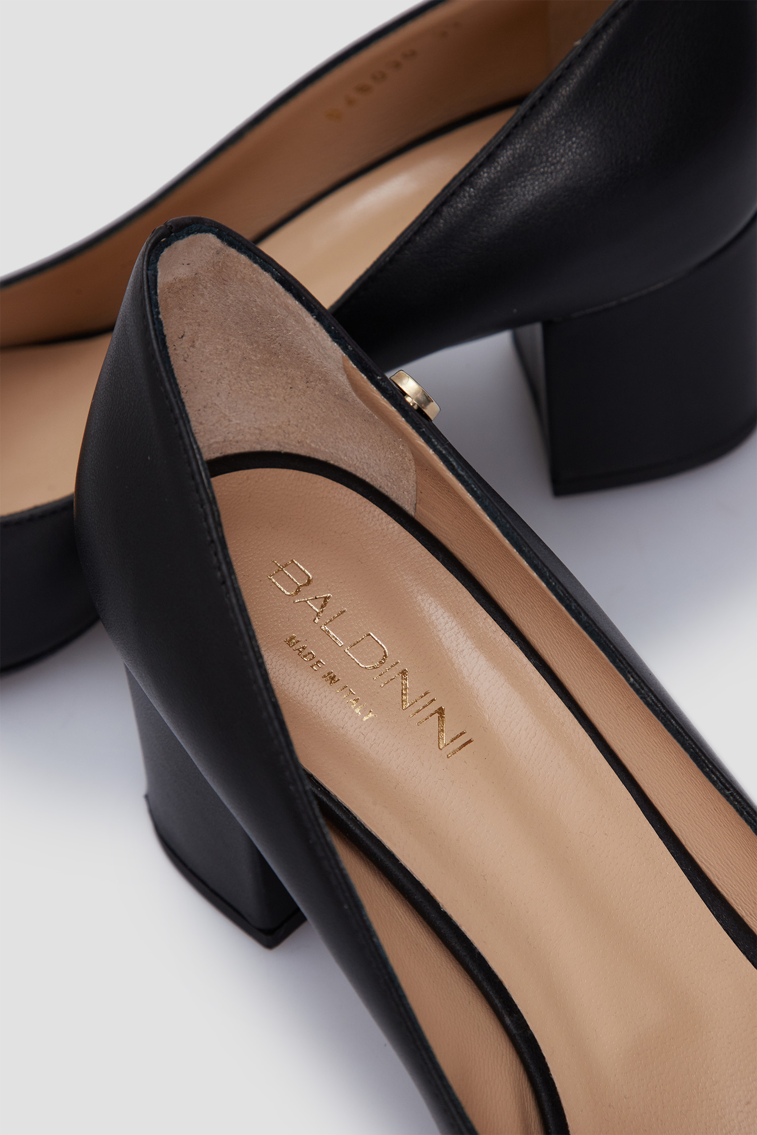 Женские черные кожаные туфли BALDININI D4B030P5VISH;0000