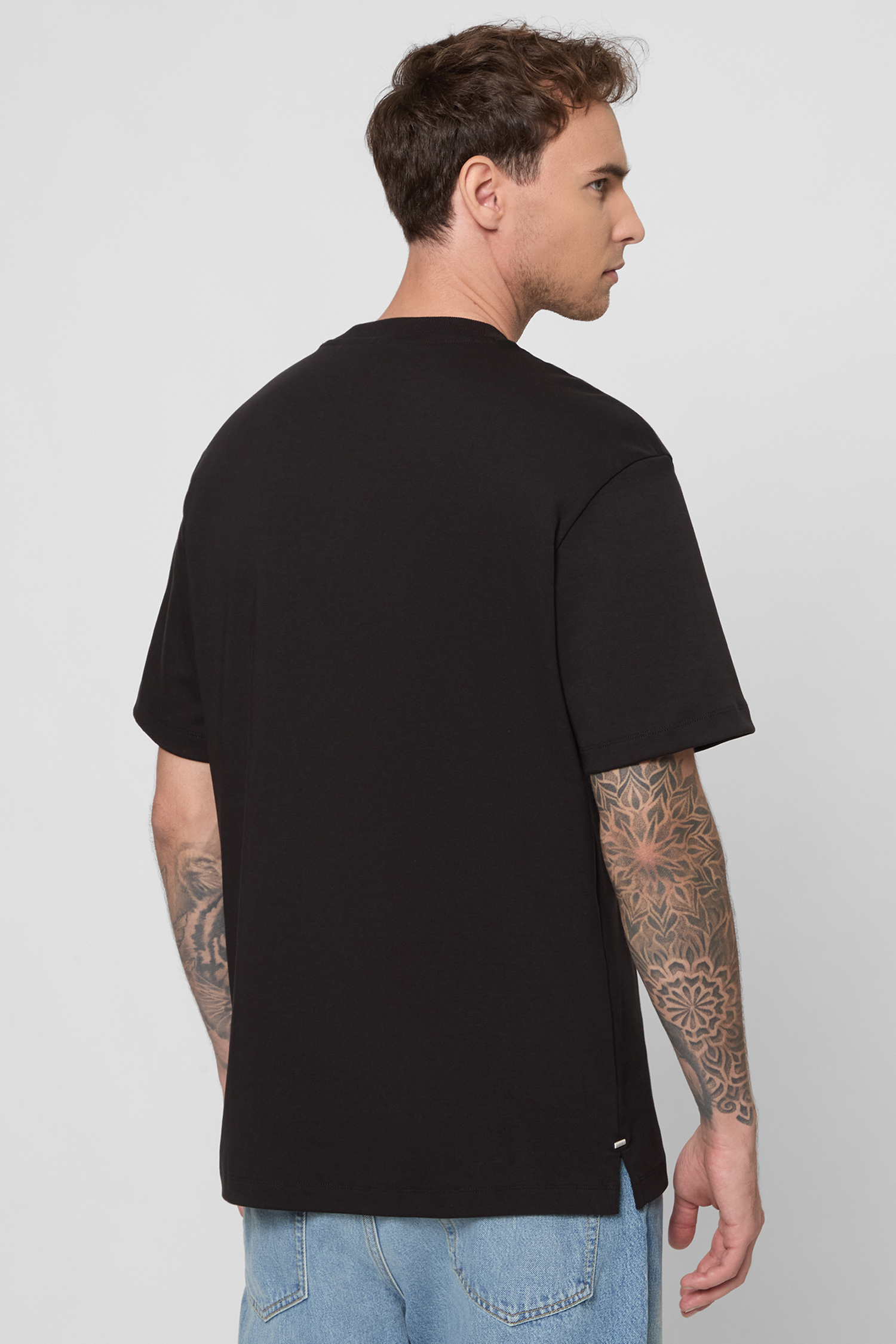 Мужская черная футболка HUGO 50542566;001