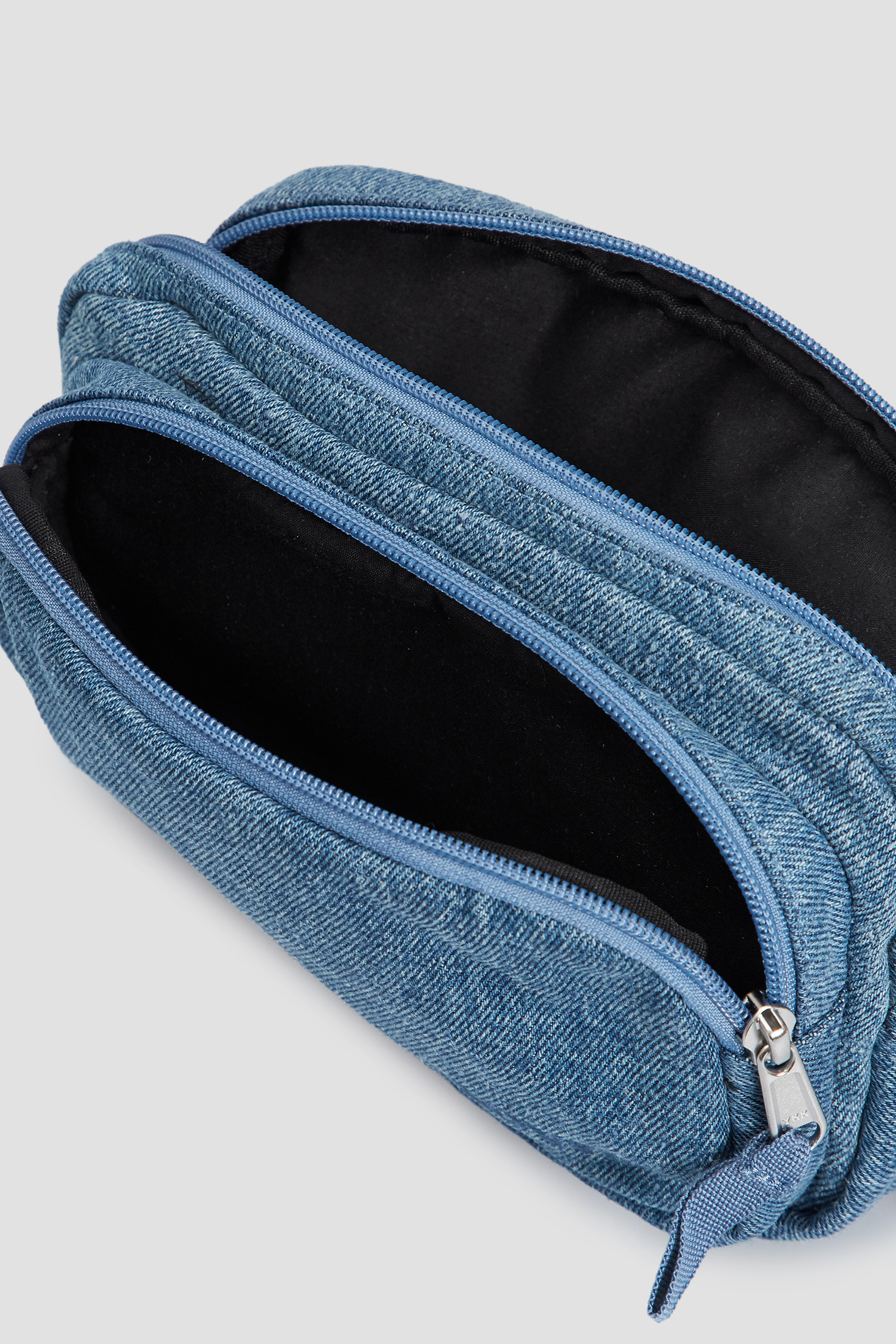 Синяя джинсовая поясная сумка Levi’s® 235270;6.13