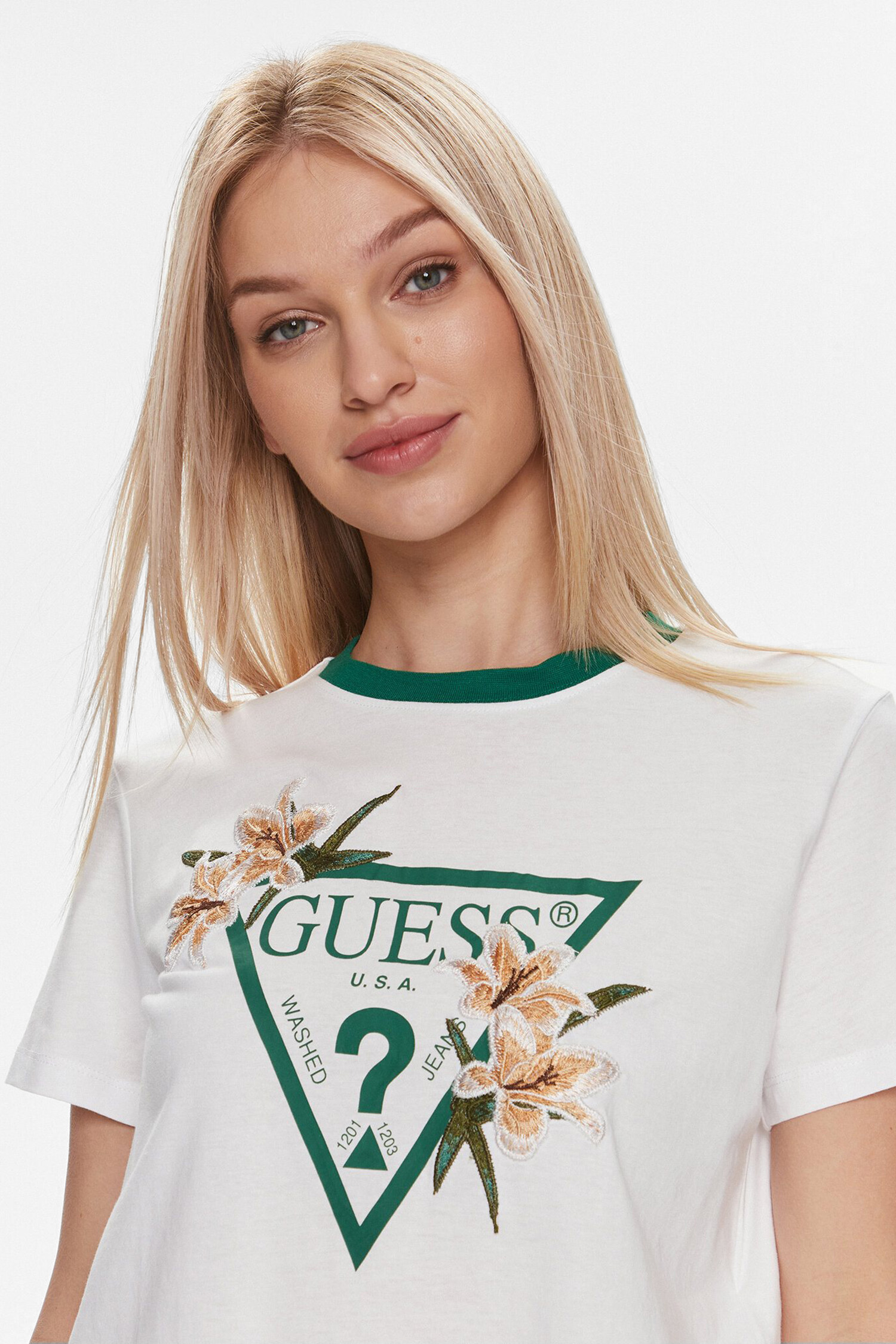 Женская белая футболка Guess V4GI02.K46D1;G011