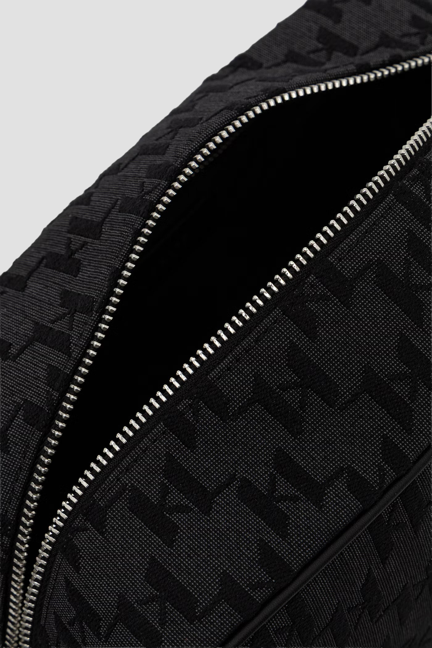 Чоловічий темно-сірий несесер з візерунком Karl Lagerfeld B3M32069;999