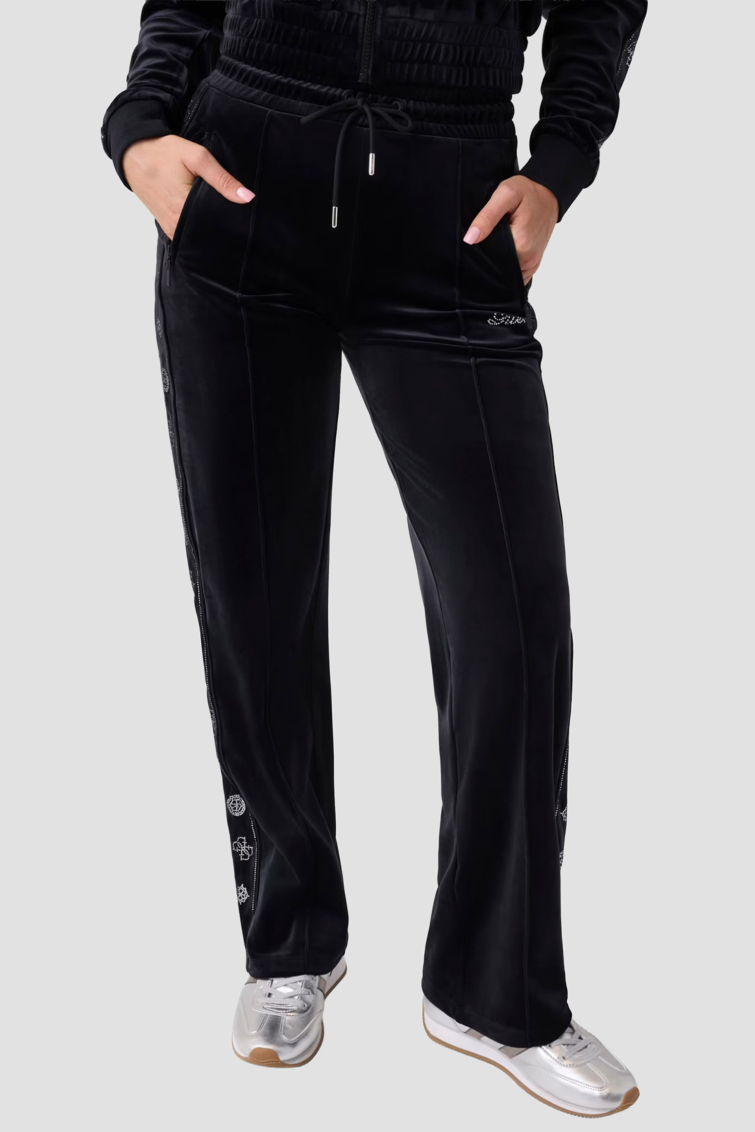 Жіночі чорні спортивні штани Guess V6BB10.K6303;JBLK