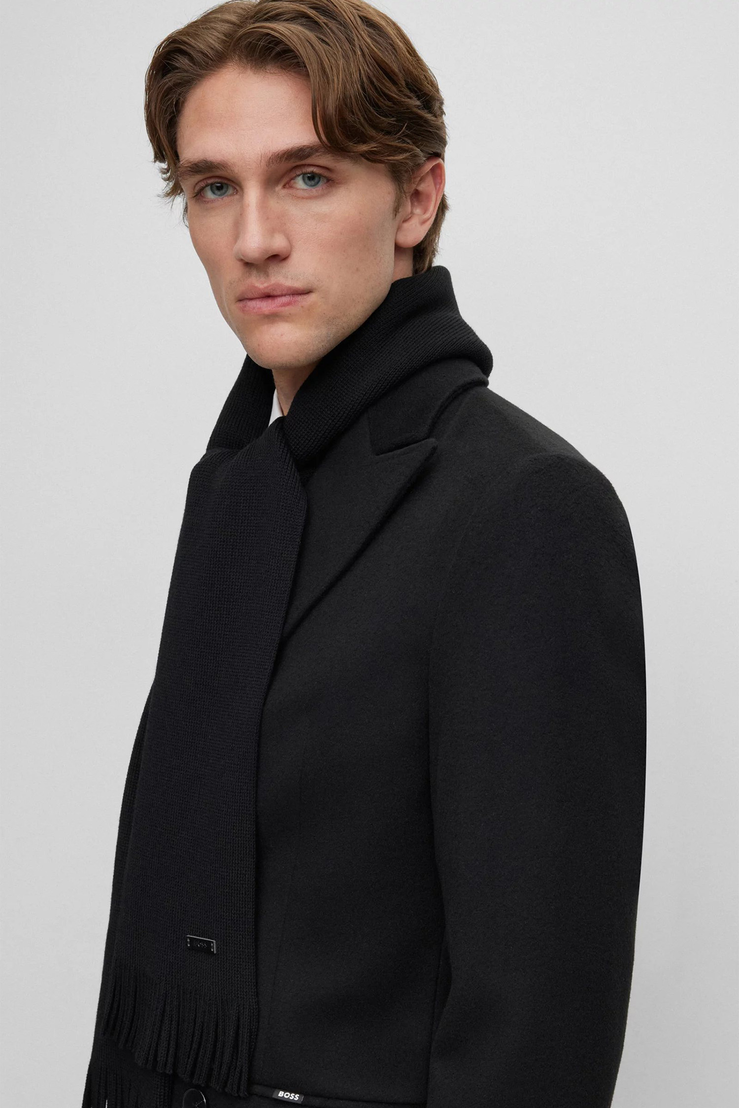 Мужской черный шерстяной шарф BOSS 50495340;001
