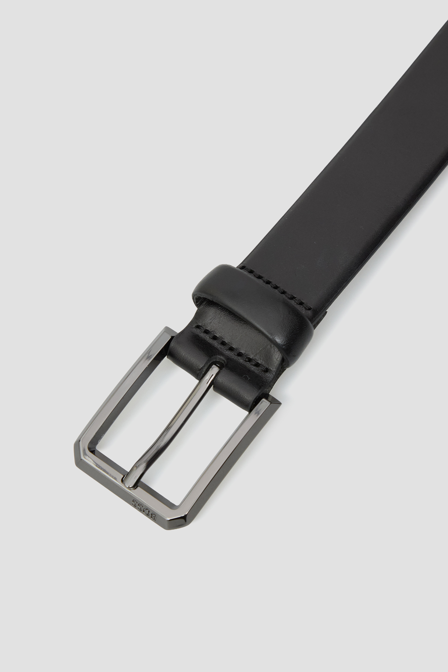 Мужской черный ремень BOSS 50558704;001