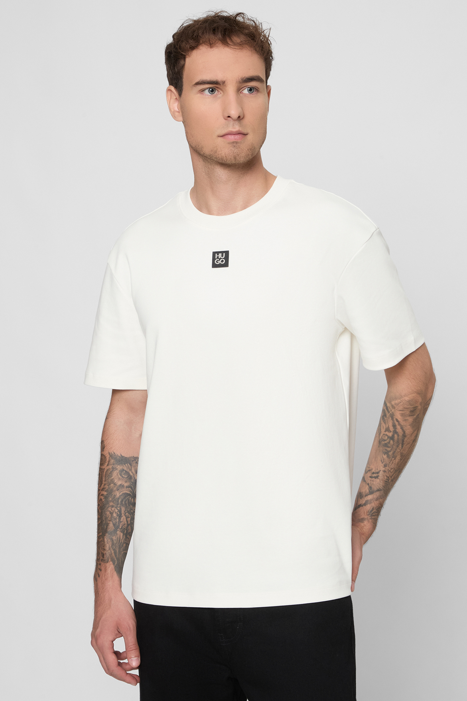 Чоловіча біла футболка HUGO 50505201;103