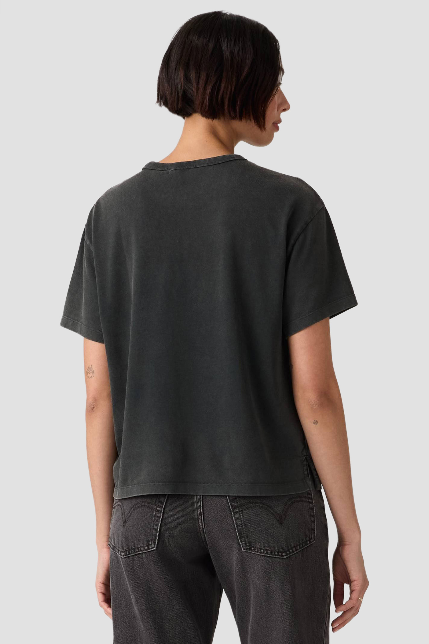 Жіноча чорна футболка Levi’s® 005IX;0001