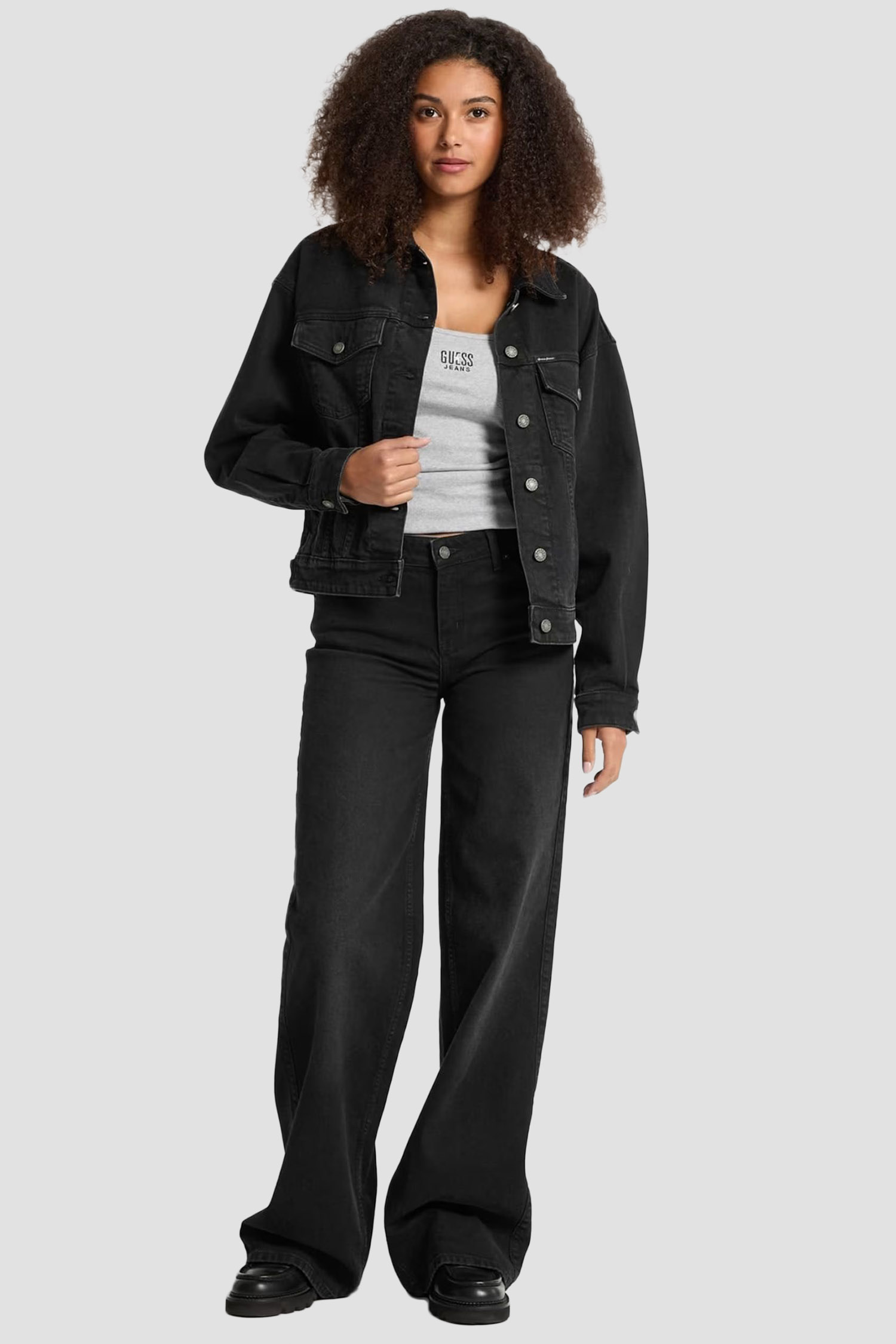 Женская черная джинсовая куртка Guess Jeans W4BN56.D5E83;GJUV