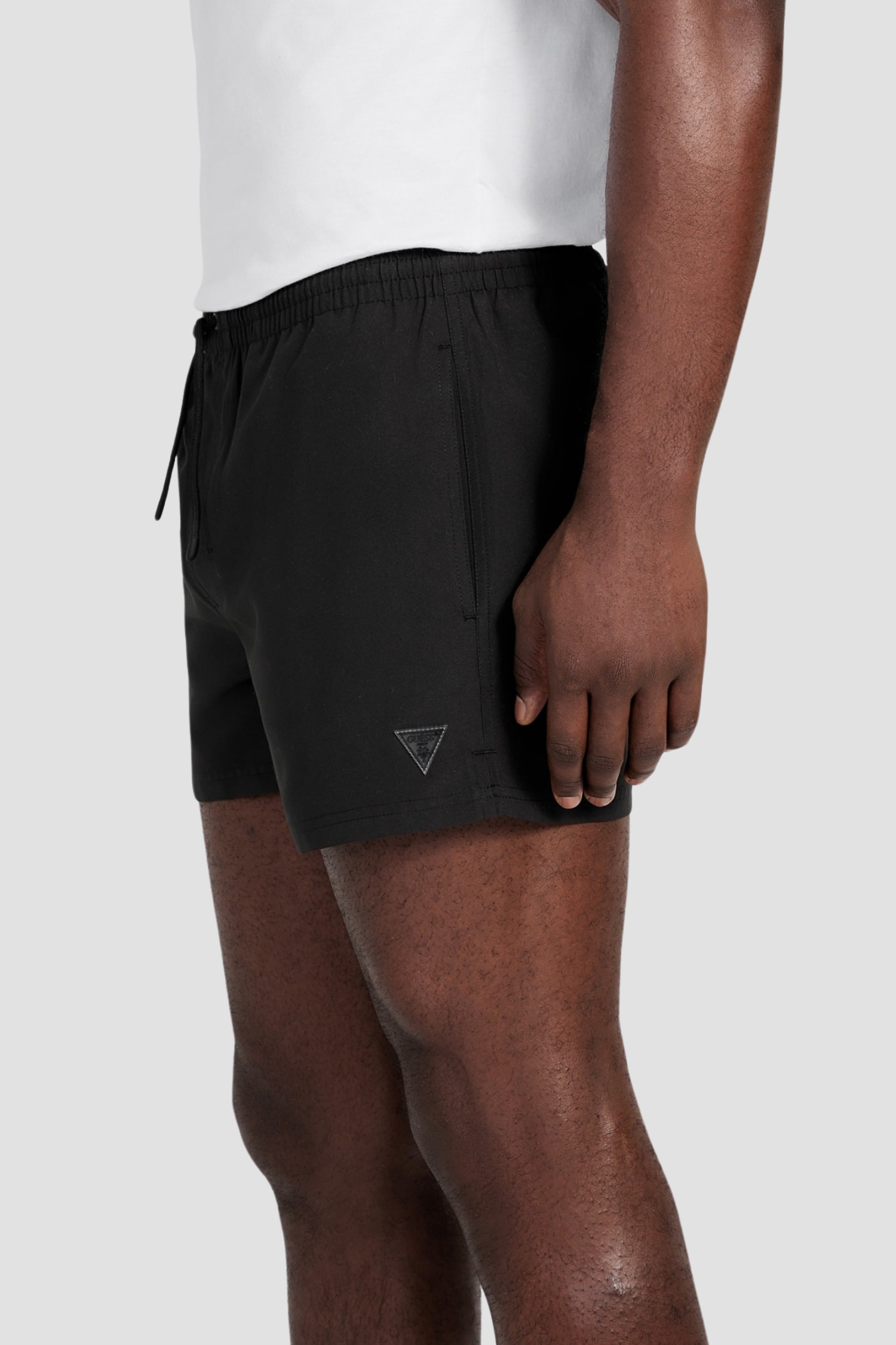 Мужские черные плавательные шорты Guess F4GT00.WG282;JBLK