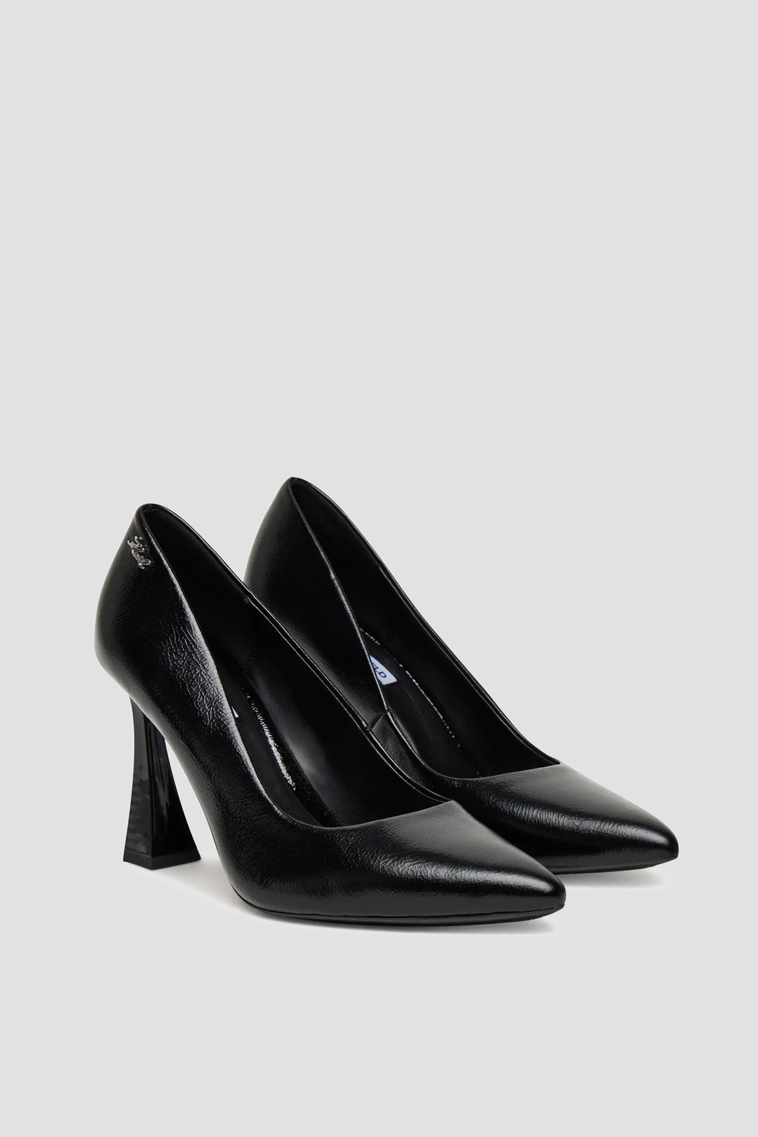 Женские черные кожаные лодочки Karl Lagerfeld KL32011;100