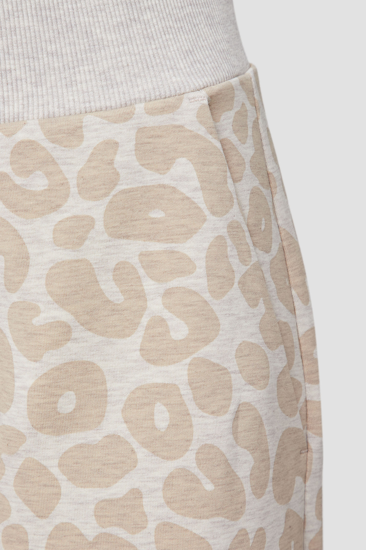 Жіночі бежеві спортивні штани з візерунком BOSS 50514484;131