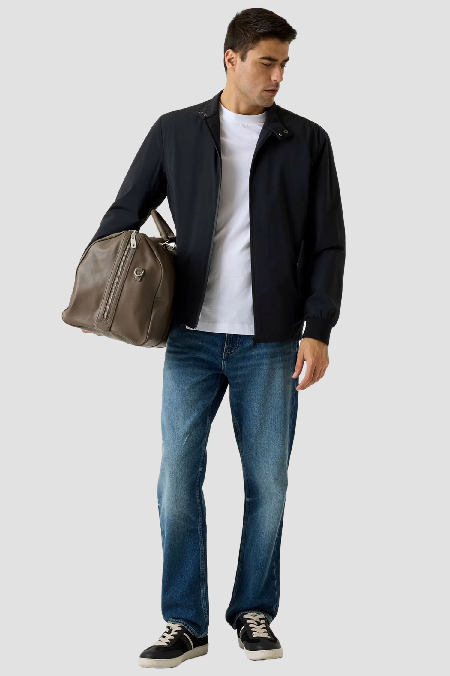 Чоловіча чорна куртка Guess M6RL0X.WL992;JBLK
