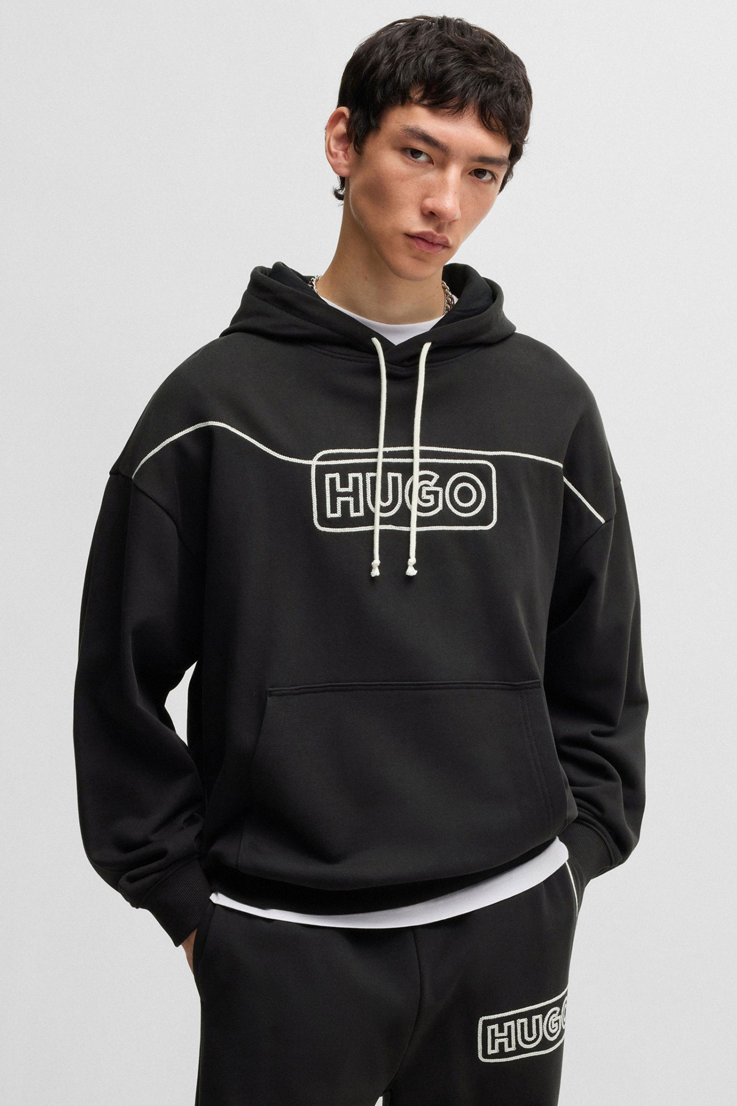 Чоловіче чорне худі HUGO BLUE 50530342;001
