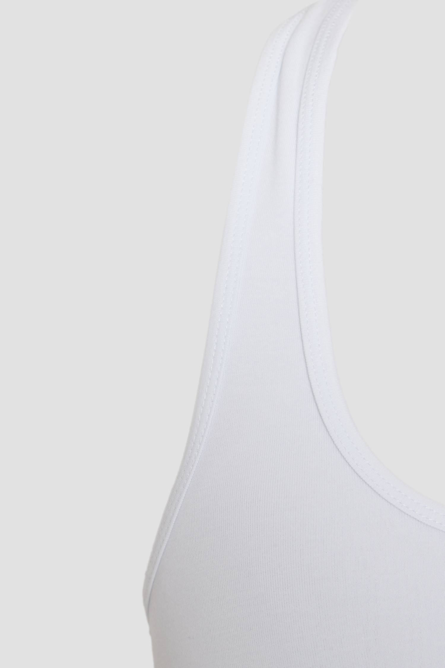 Женские белый топ Guess Jeans W4BZ31.KBBU1;G011