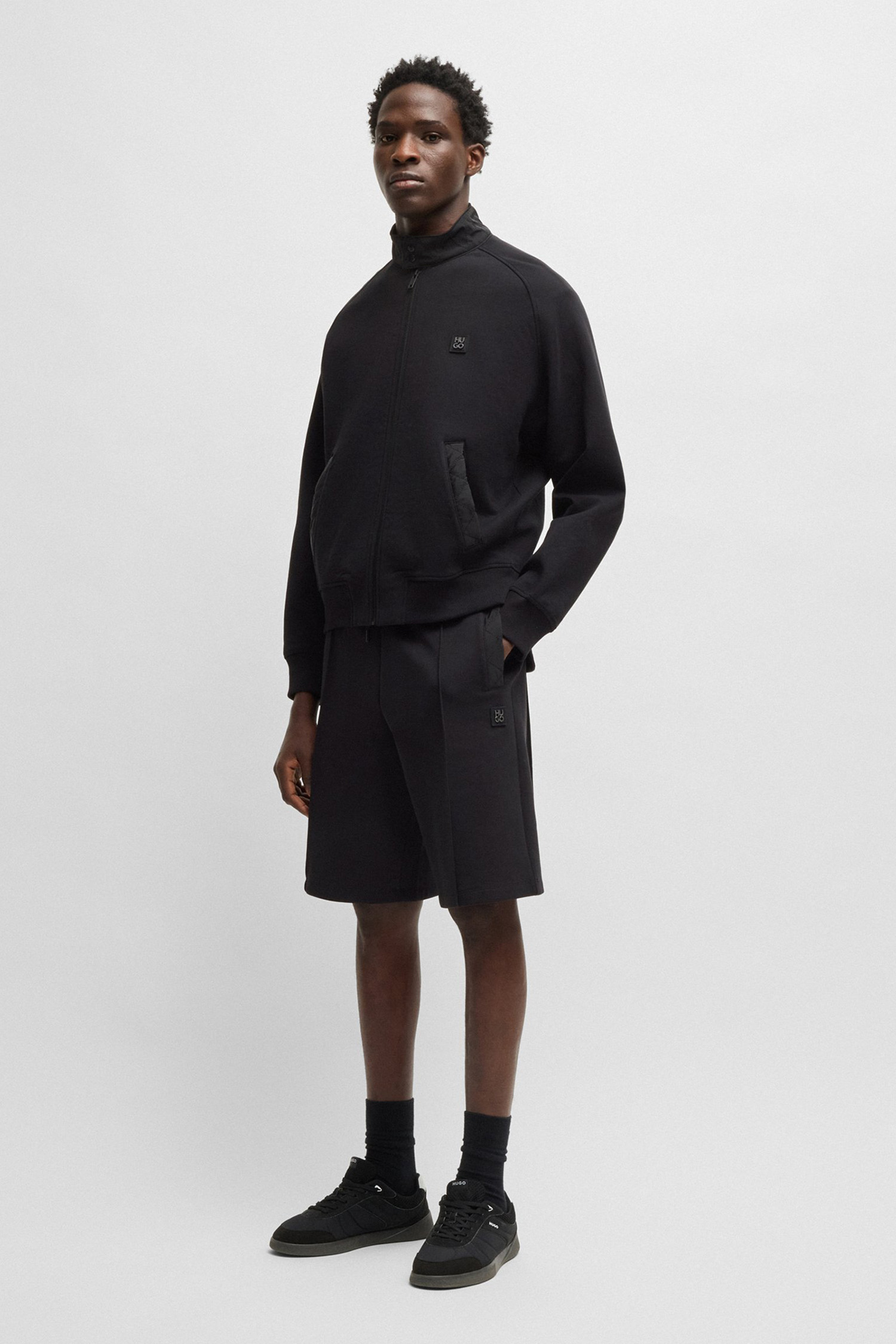 Чоловіча чорна спортивна кофта HUGO 50536336;001